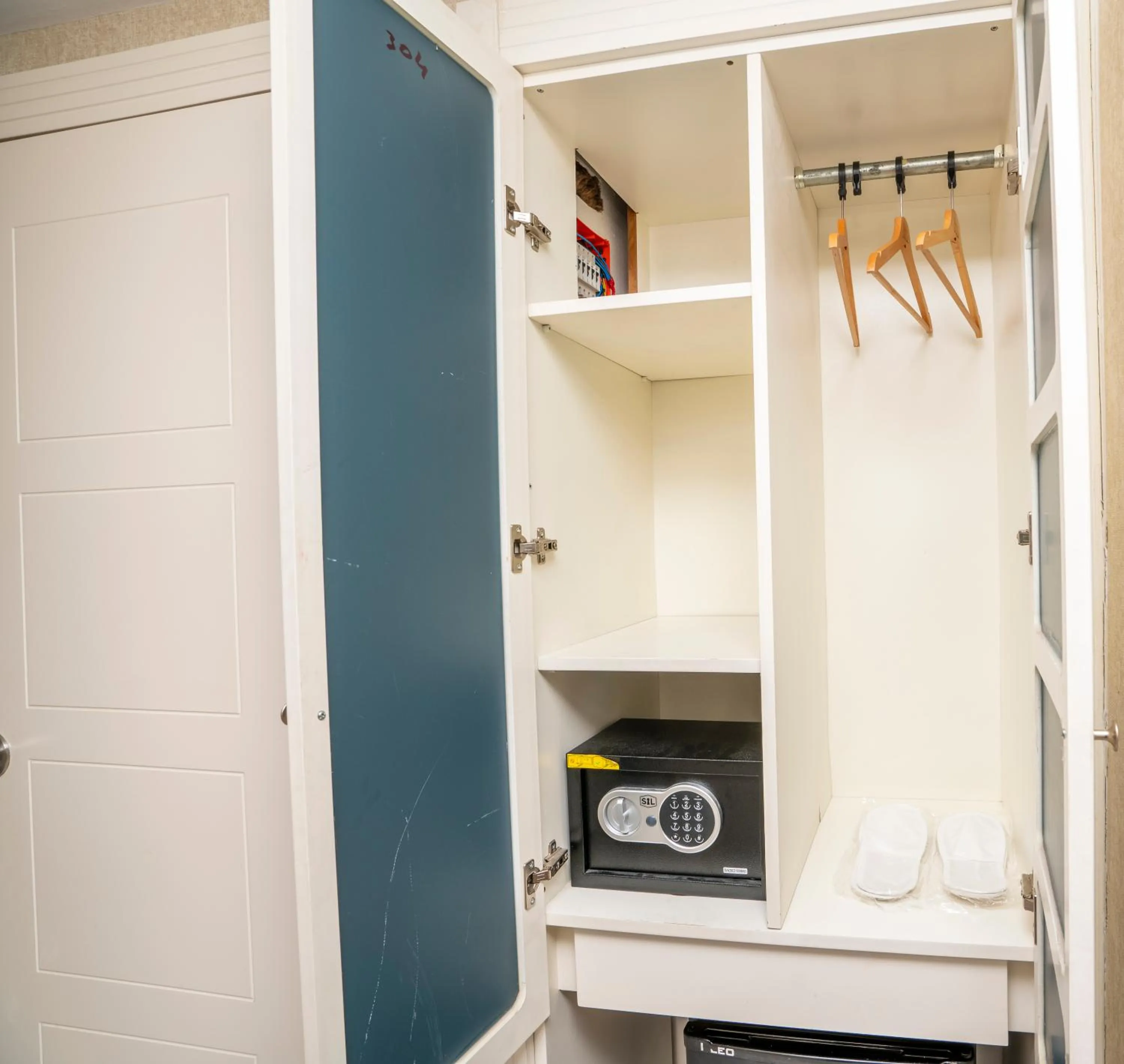 Kitchen or kitchenette in Topkapi Old City Kensington Hotel Ottoman Heritage