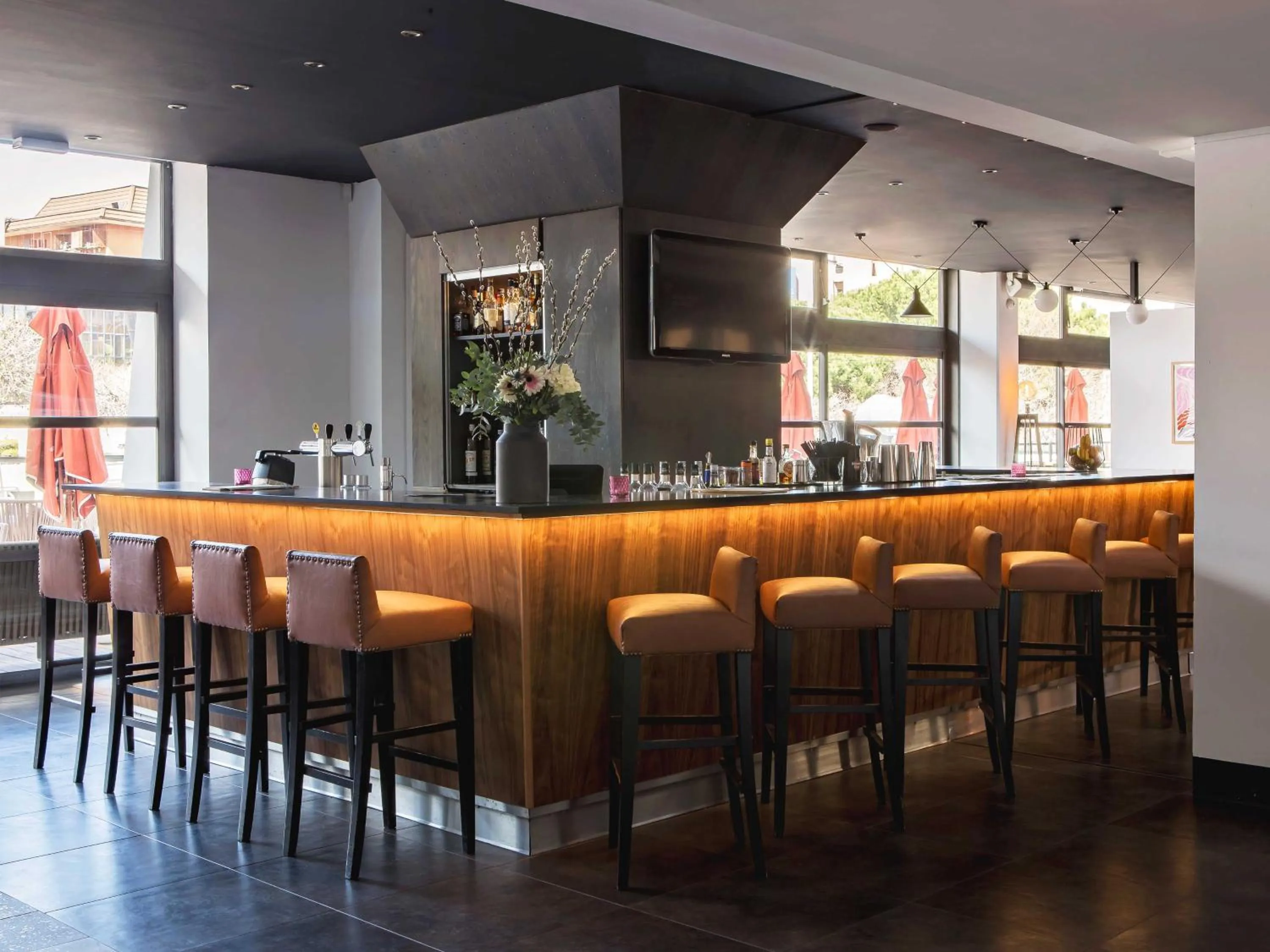 Lounge or bar in New Hotel of Marseille - Vieux Port