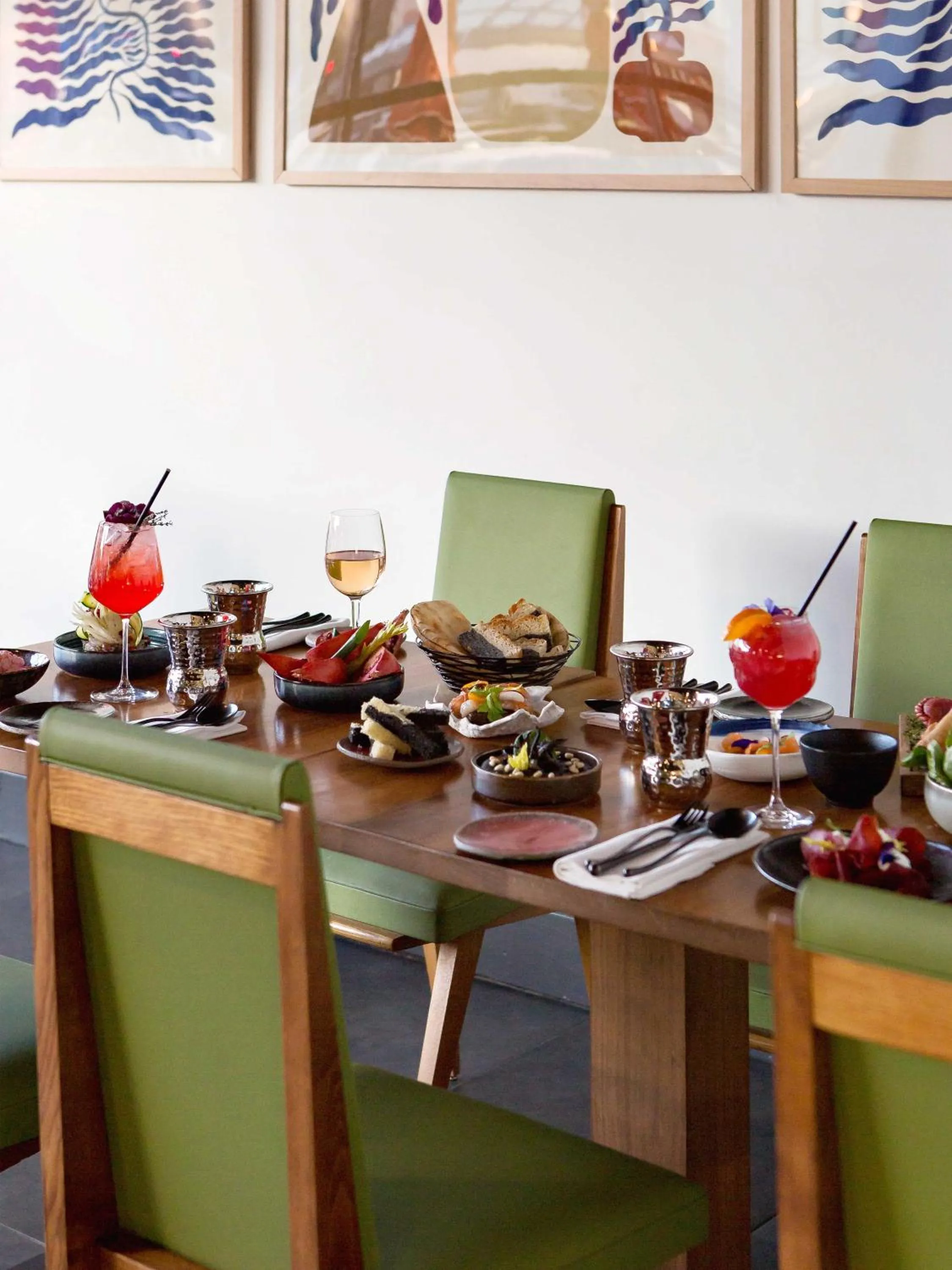 Restaurant/places to eat in New Hotel of Marseille - Vieux Port