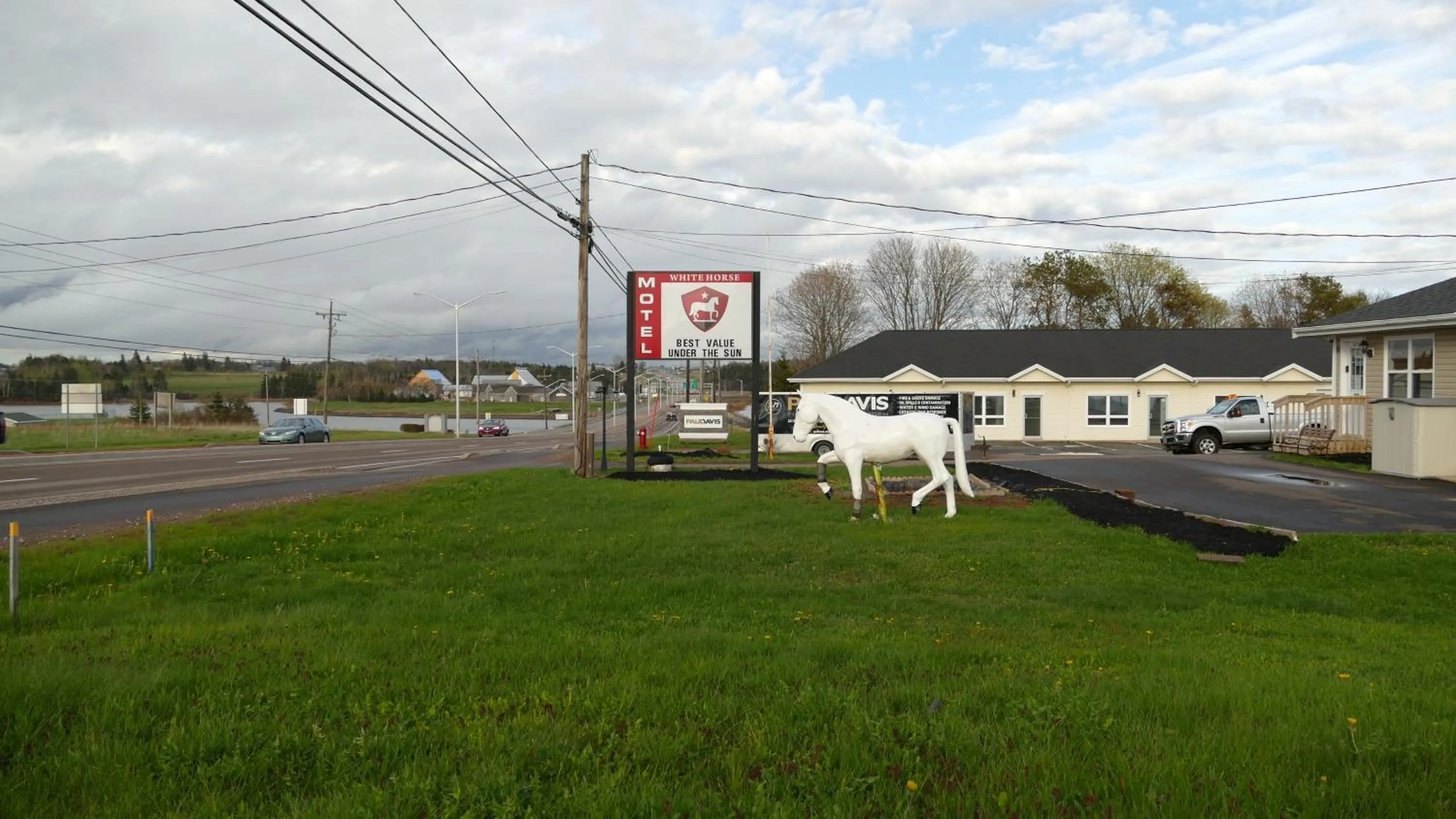 Property building in The White Horse Motel