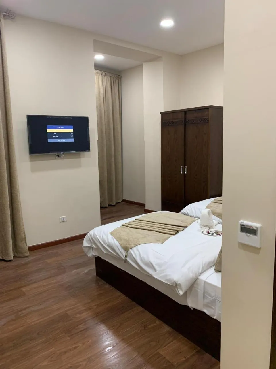 Bed in Miramar Talaat Harb Square