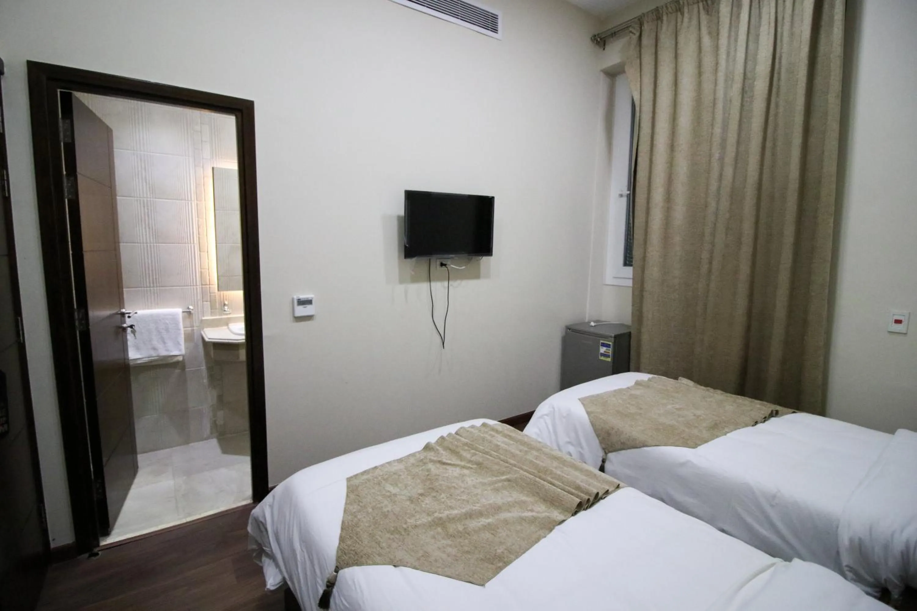 Bed in Miramar Talaat Harb Square