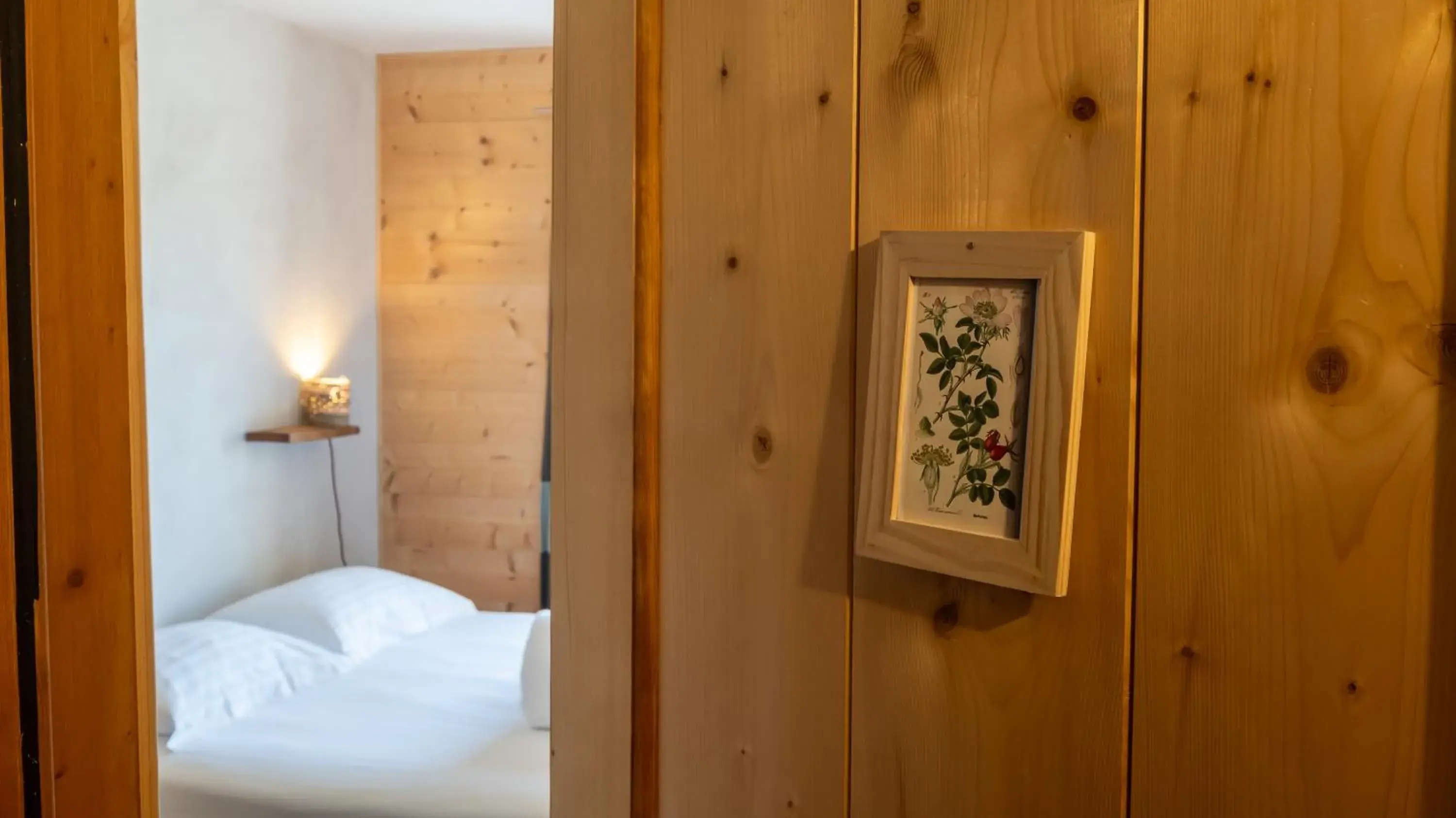 Double Room with Private Bathroom - single occupancy in Le Spine B&B sulla Via Francigena Double Room with Private Bathroom - single occupancy in Le Spine B&B sulla Via Francigena