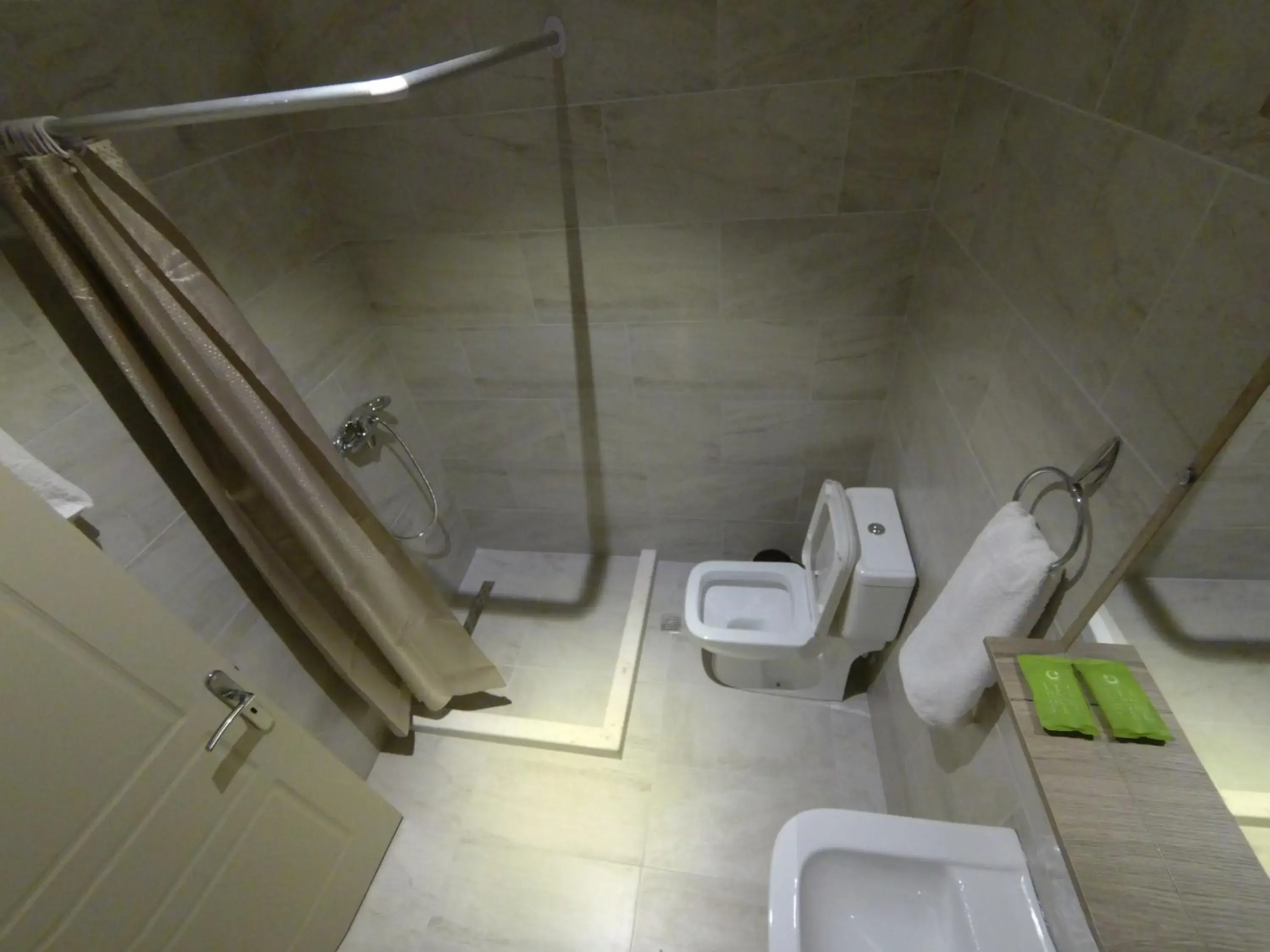 Triple Room with Balcony in Hotel Vila Nino Triple Room with Balcony in Hotel Vila Nino