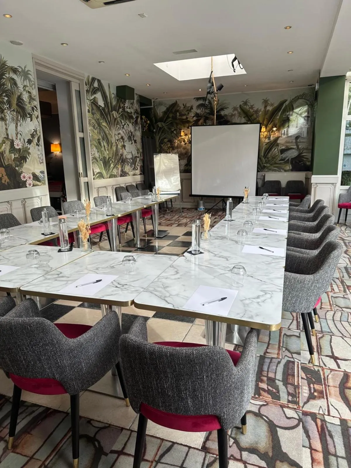 The Originals Boutique, Hôtel Auberge du Forgeron, Lille Sud