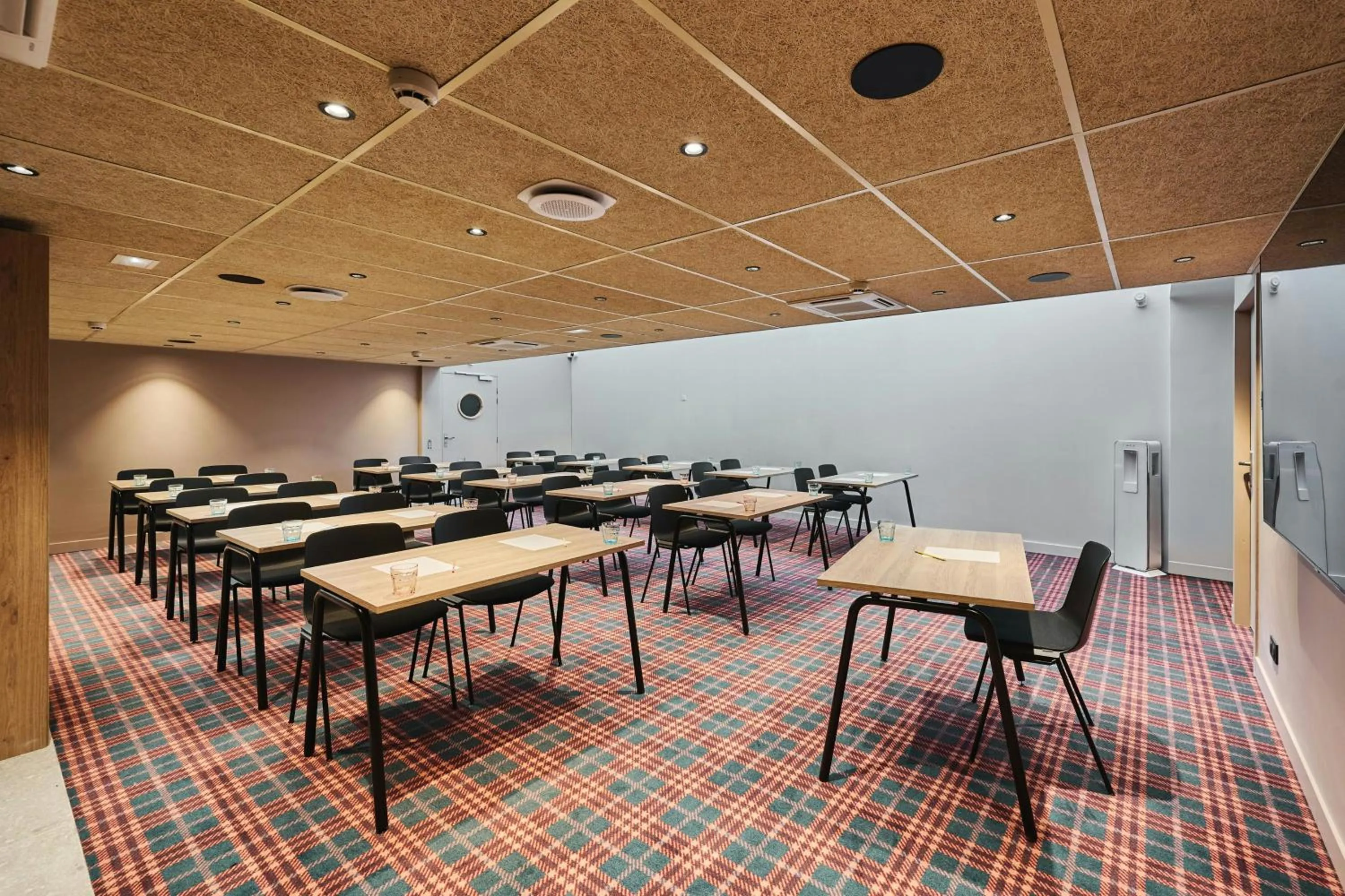 Meeting/conference room in Moxy Annecy