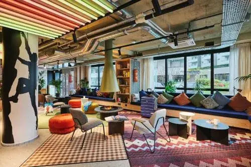 Moxy Annecy Moxy Annecy