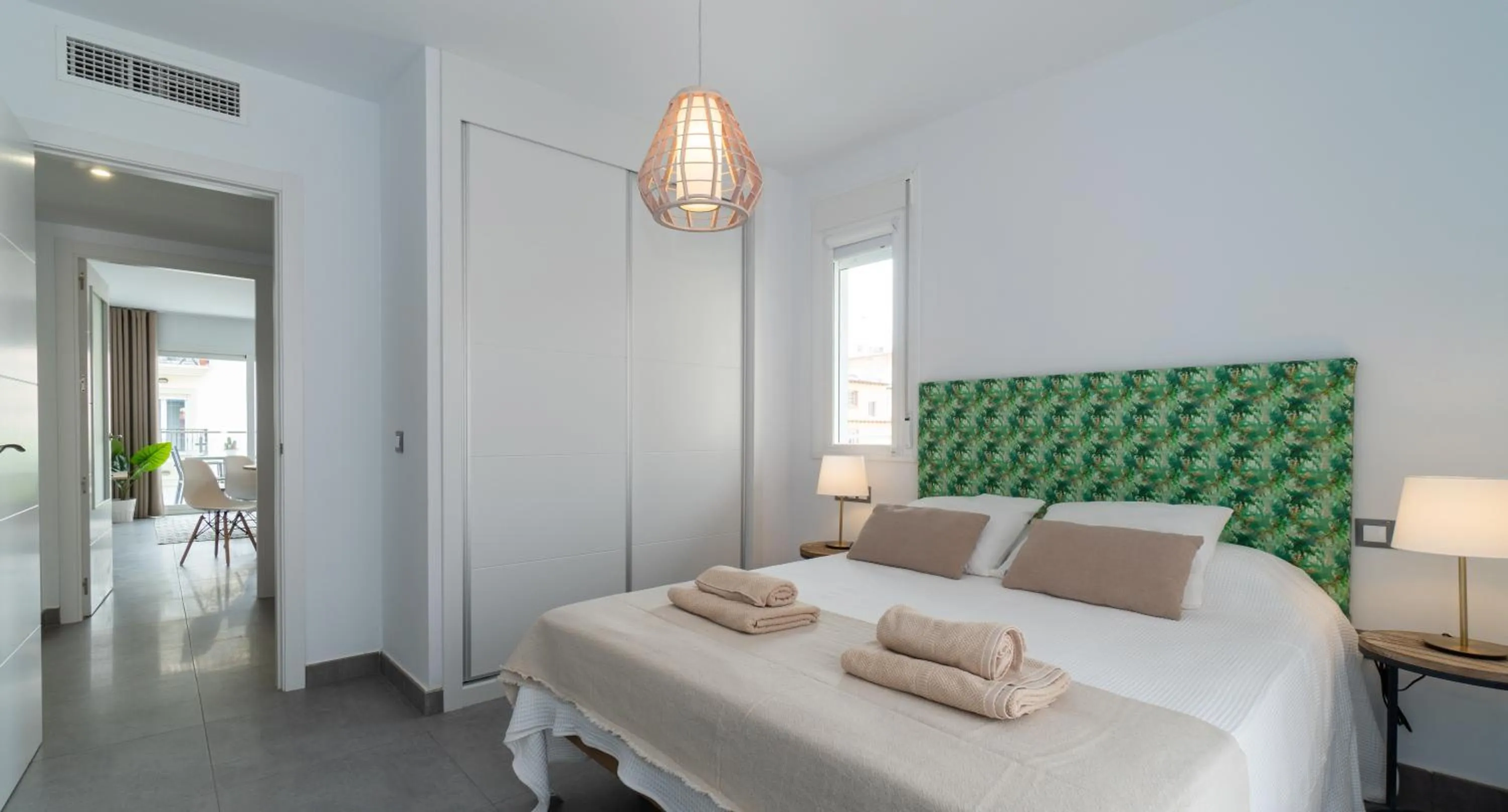 Bed in Sur Suites La Dorada, centricos soleados a pocos metros de la Playa y con Parking Opcional