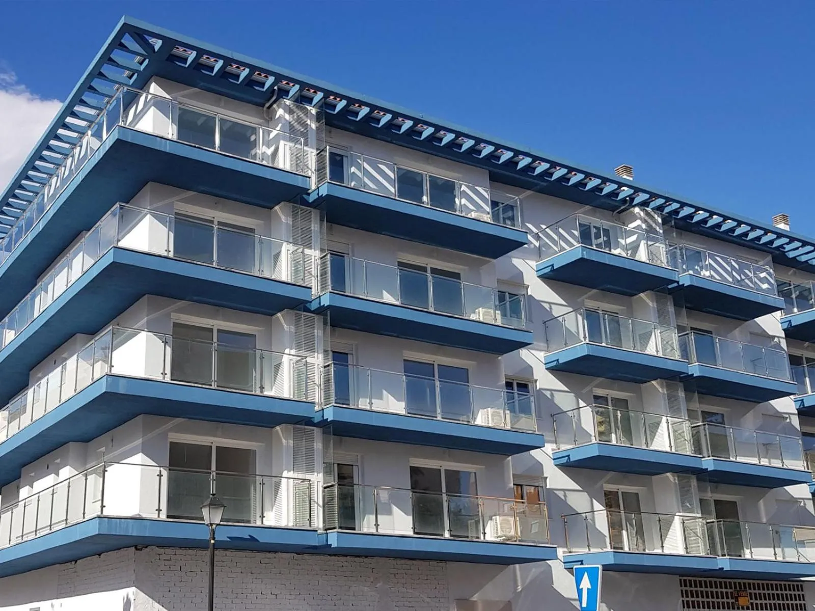 Property building in Sur Suites La Dorada, centricos soleados a pocos metros de la Playa y con Parking Opcional