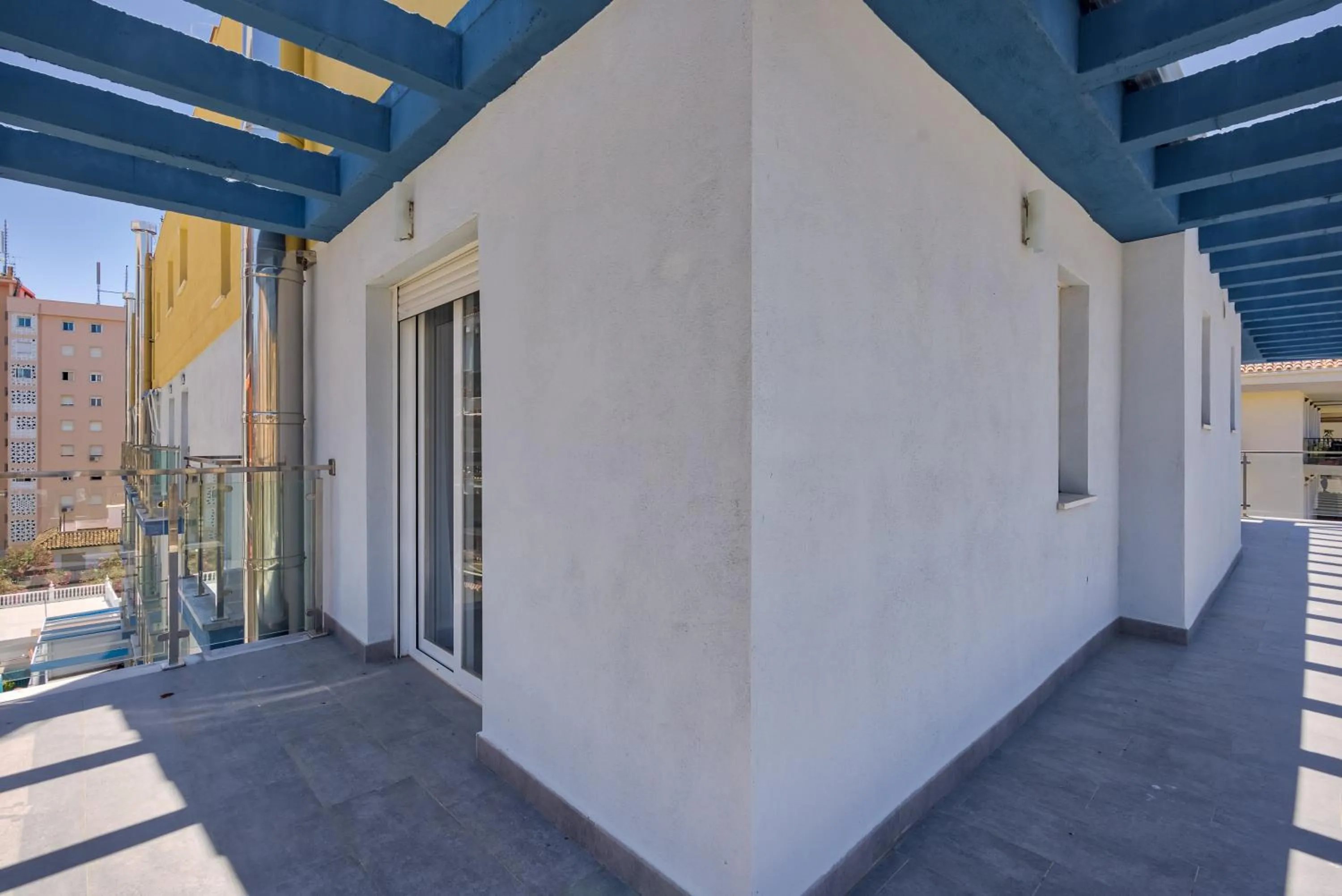 Balcony/Terrace in Sur Suites La Dorada, centricos soleados a pocos metros de la Playa y con Parking Opcional