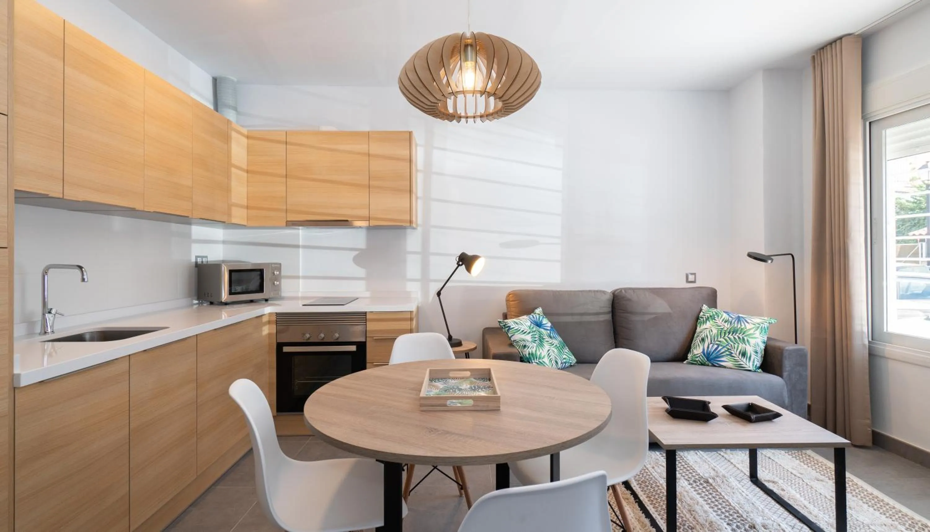 Kitchen or kitchenette in Sur Suites La Dorada, centricos soleados a pocos metros de la Playa y con Parking Opcional