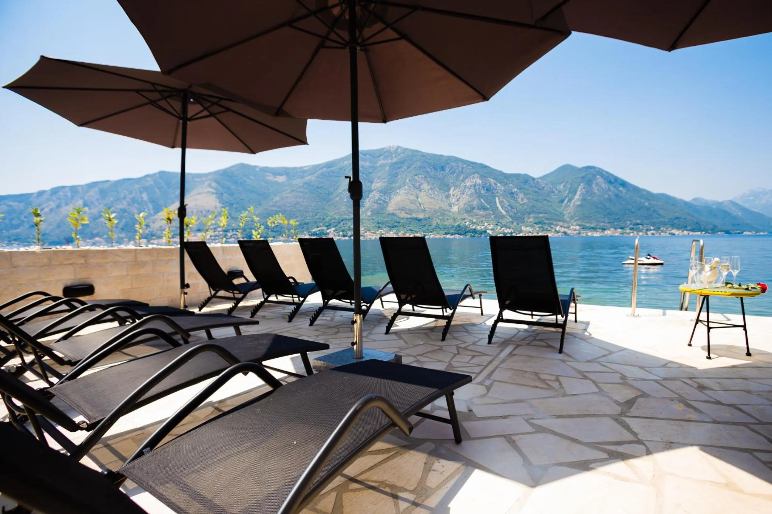 Patio in Hotel Sara