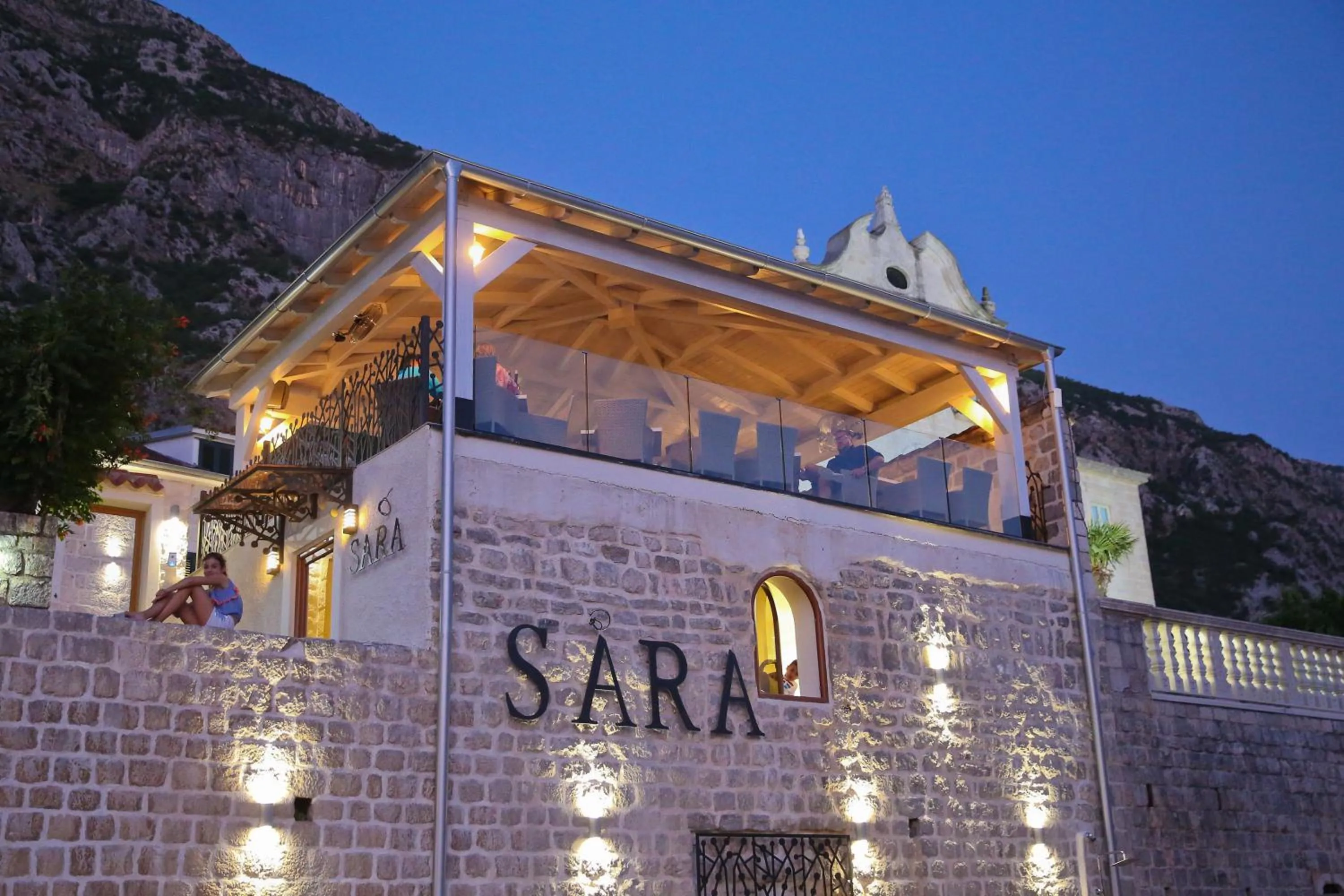 Property building in Hotel Sara