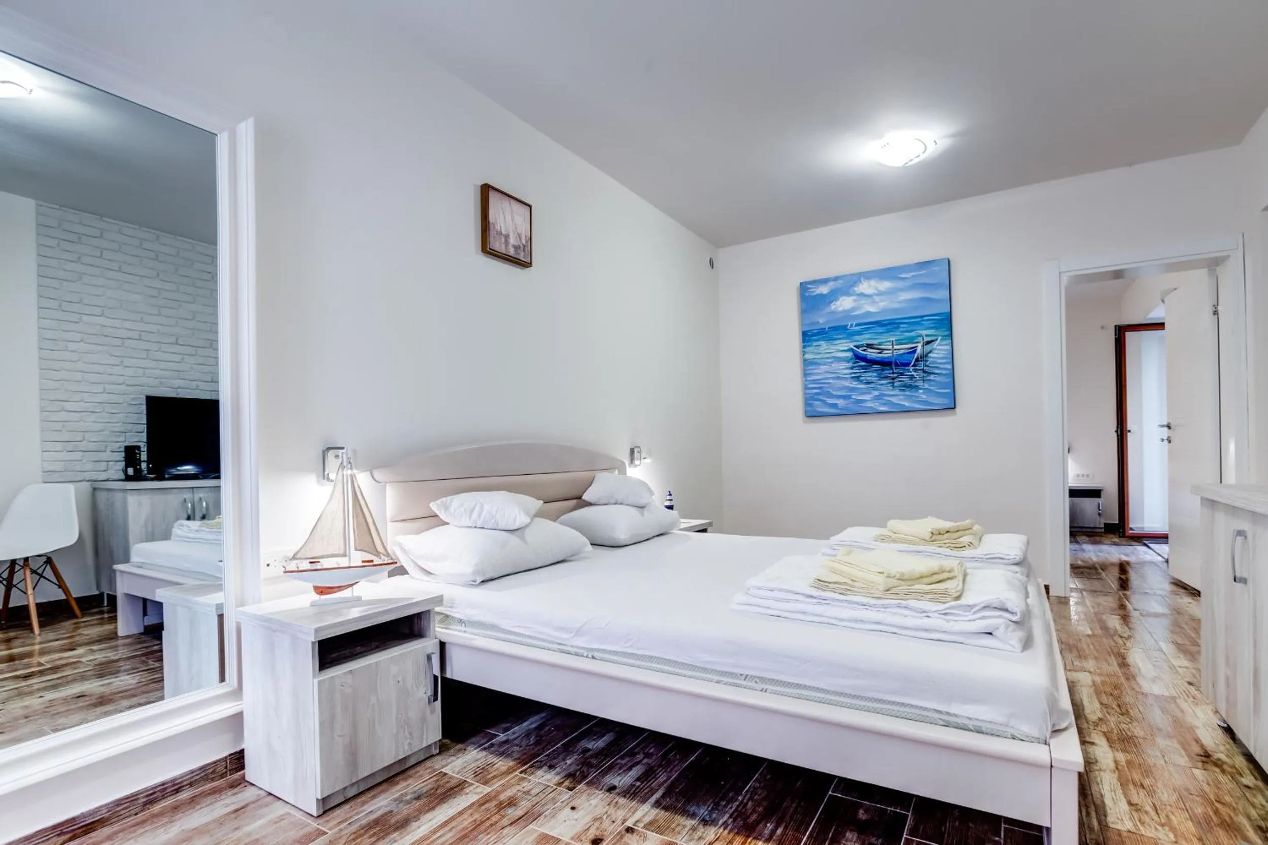 Photo of the whole room, Bed in Hotel Sara