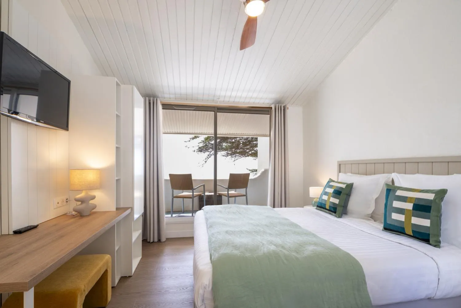 Bedroom, Bed in Hotel Punta Lara Noirmoutier