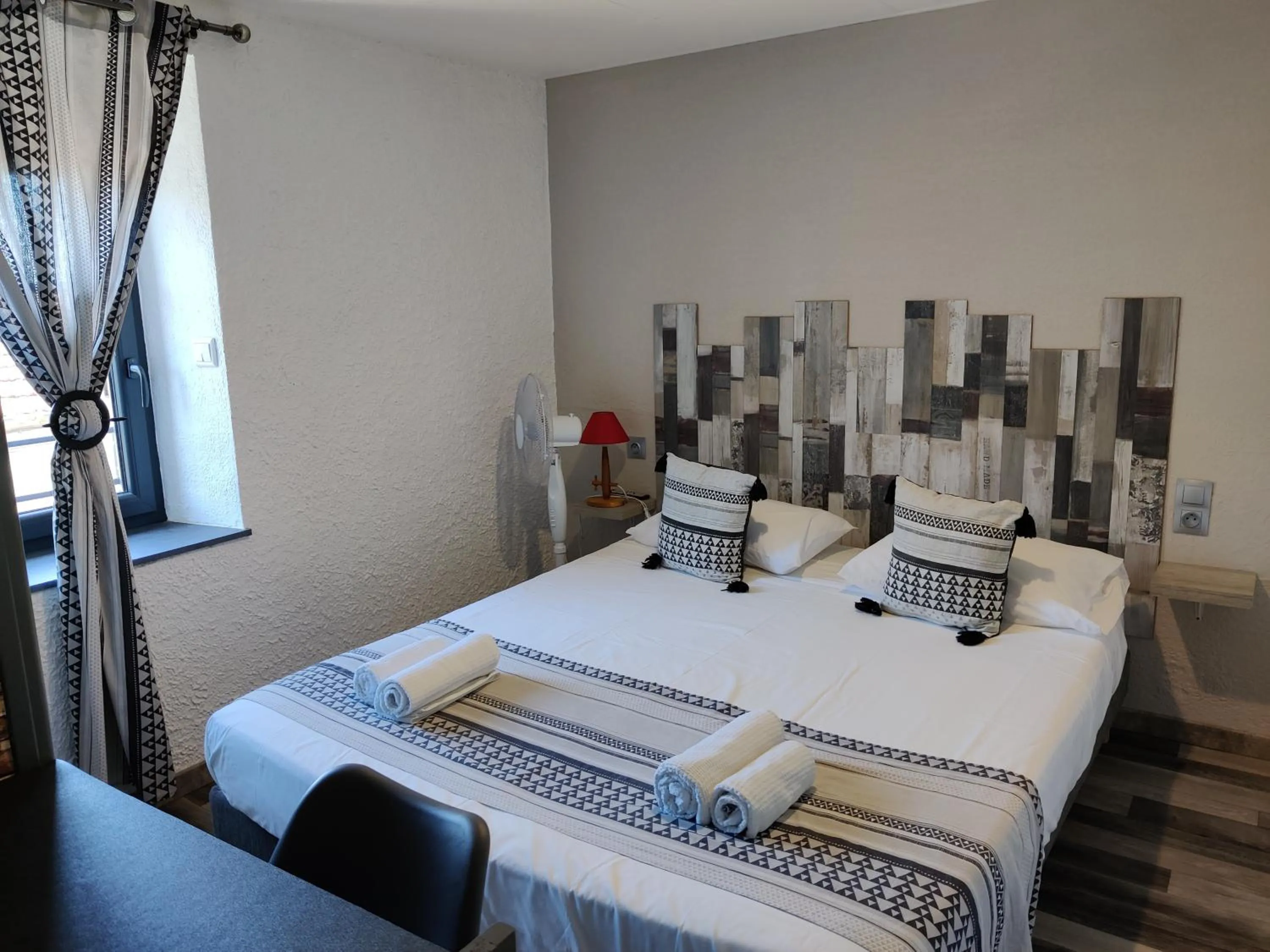 Bed in LES VOYAGEURS