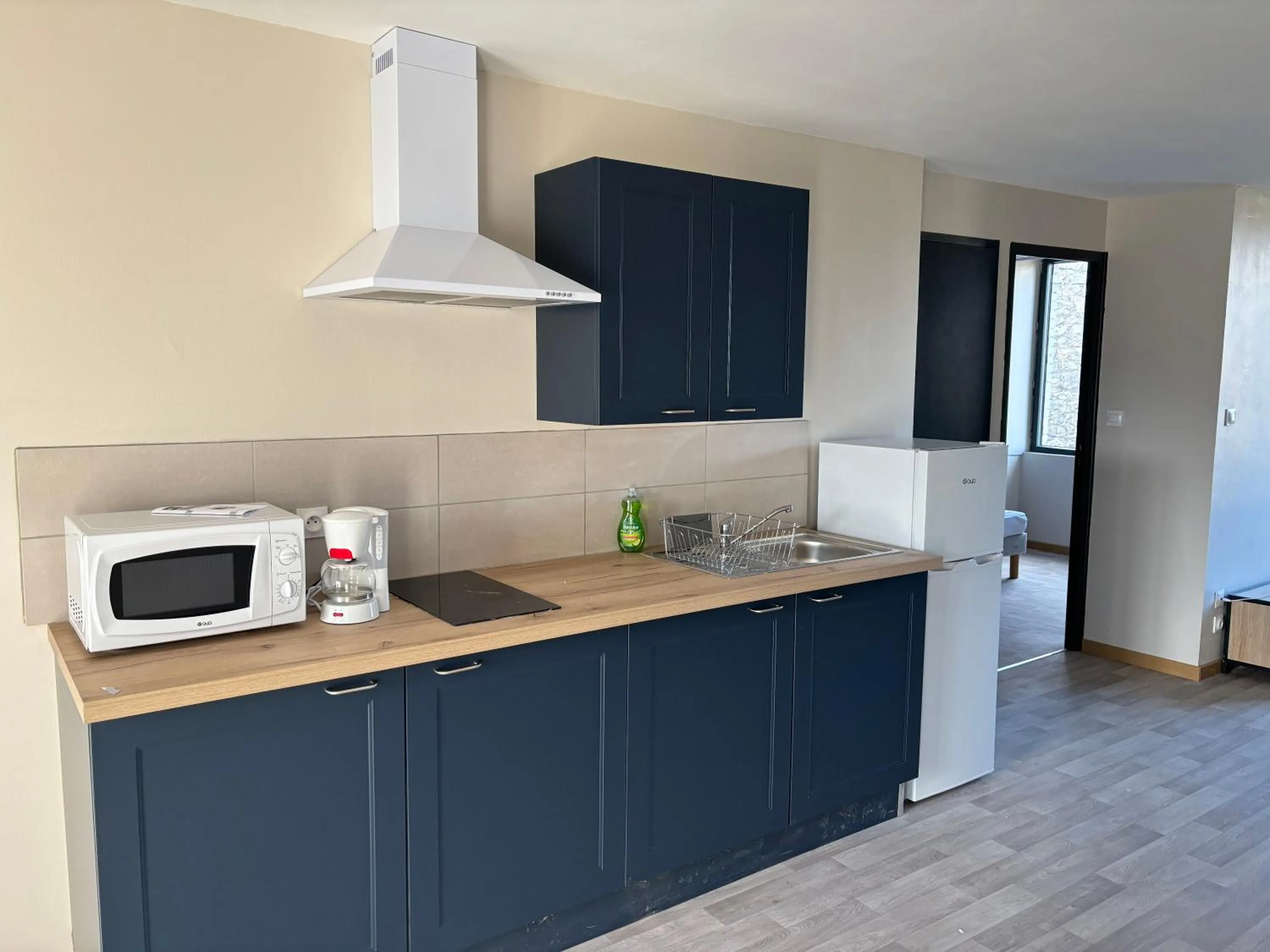 kitchen in LES VOYAGEURS