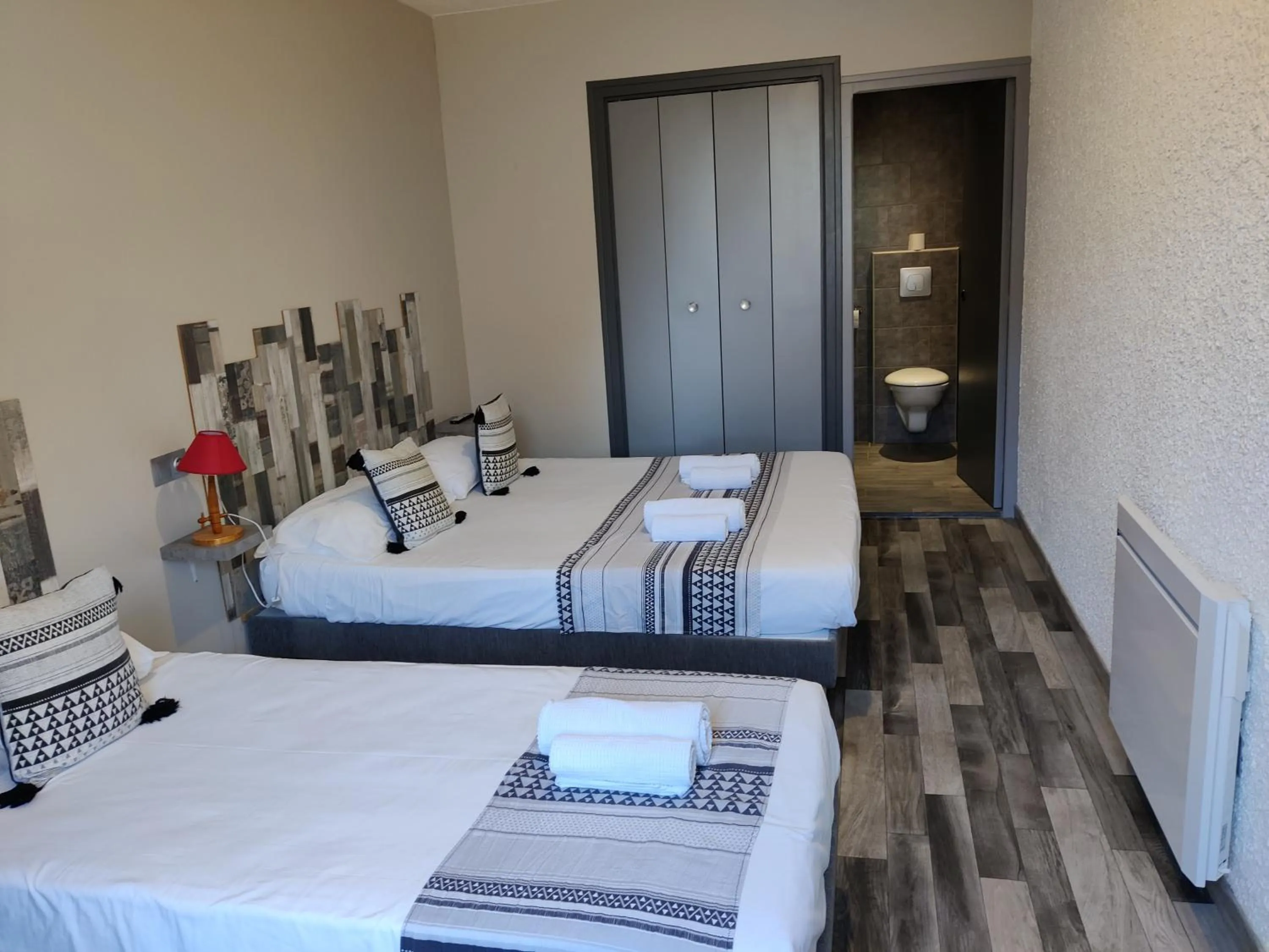 Bed in LES VOYAGEURS