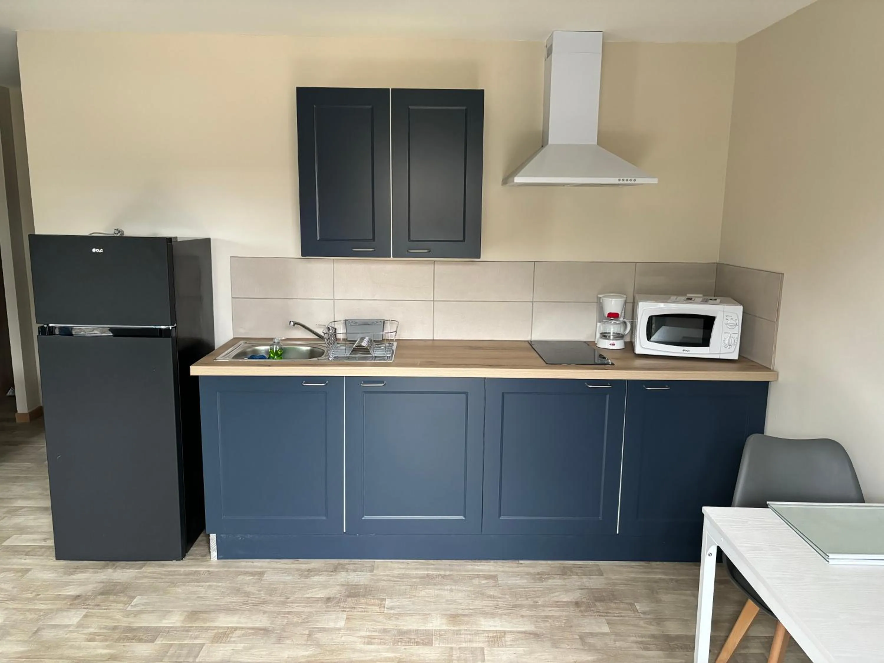 Kitchen or kitchenette in LES VOYAGEURS