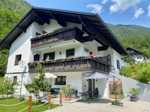 Haus Salzkristall Haus Salzkristall