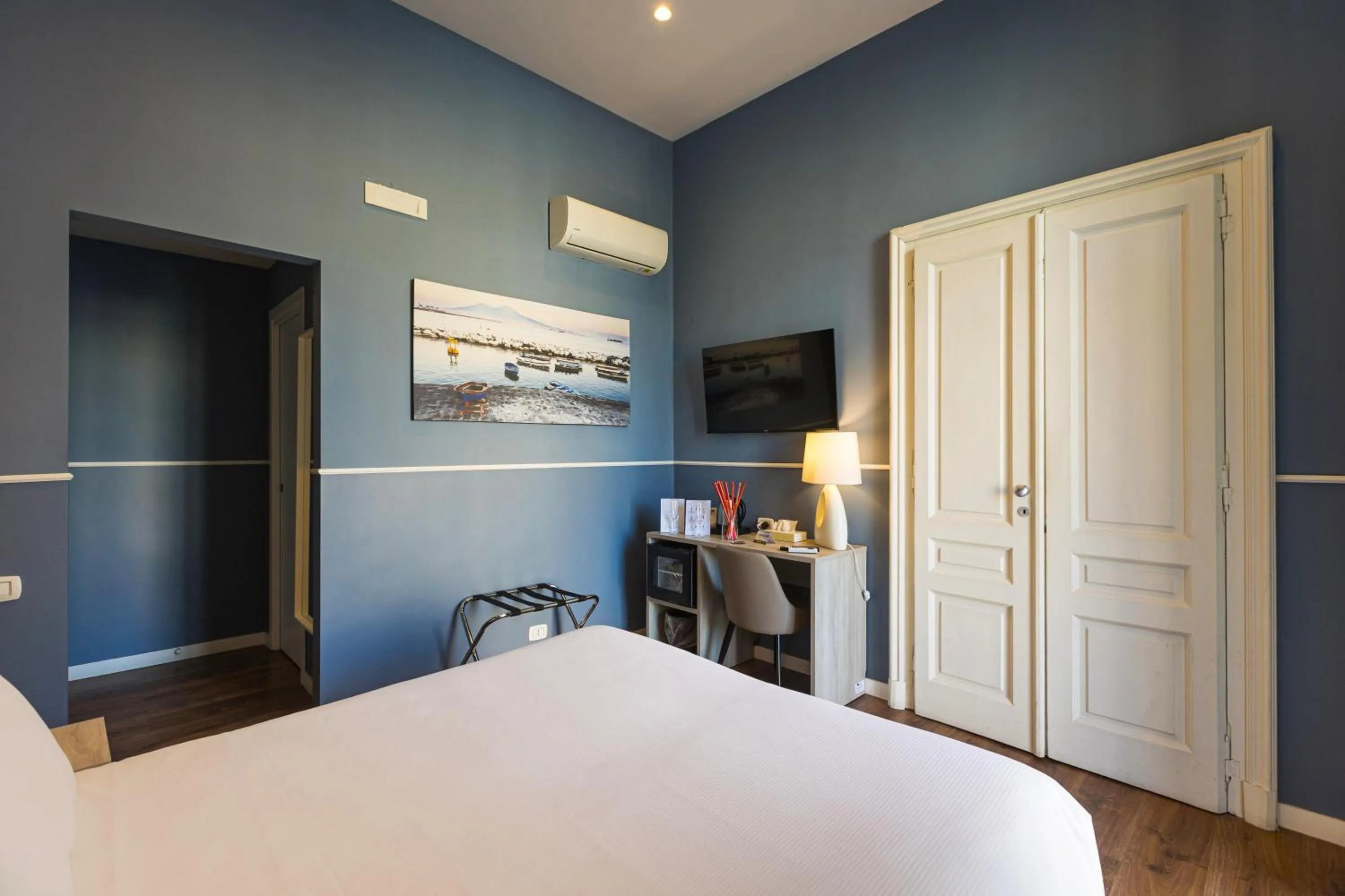 Photo of the whole room, Bed in Relais del Principe