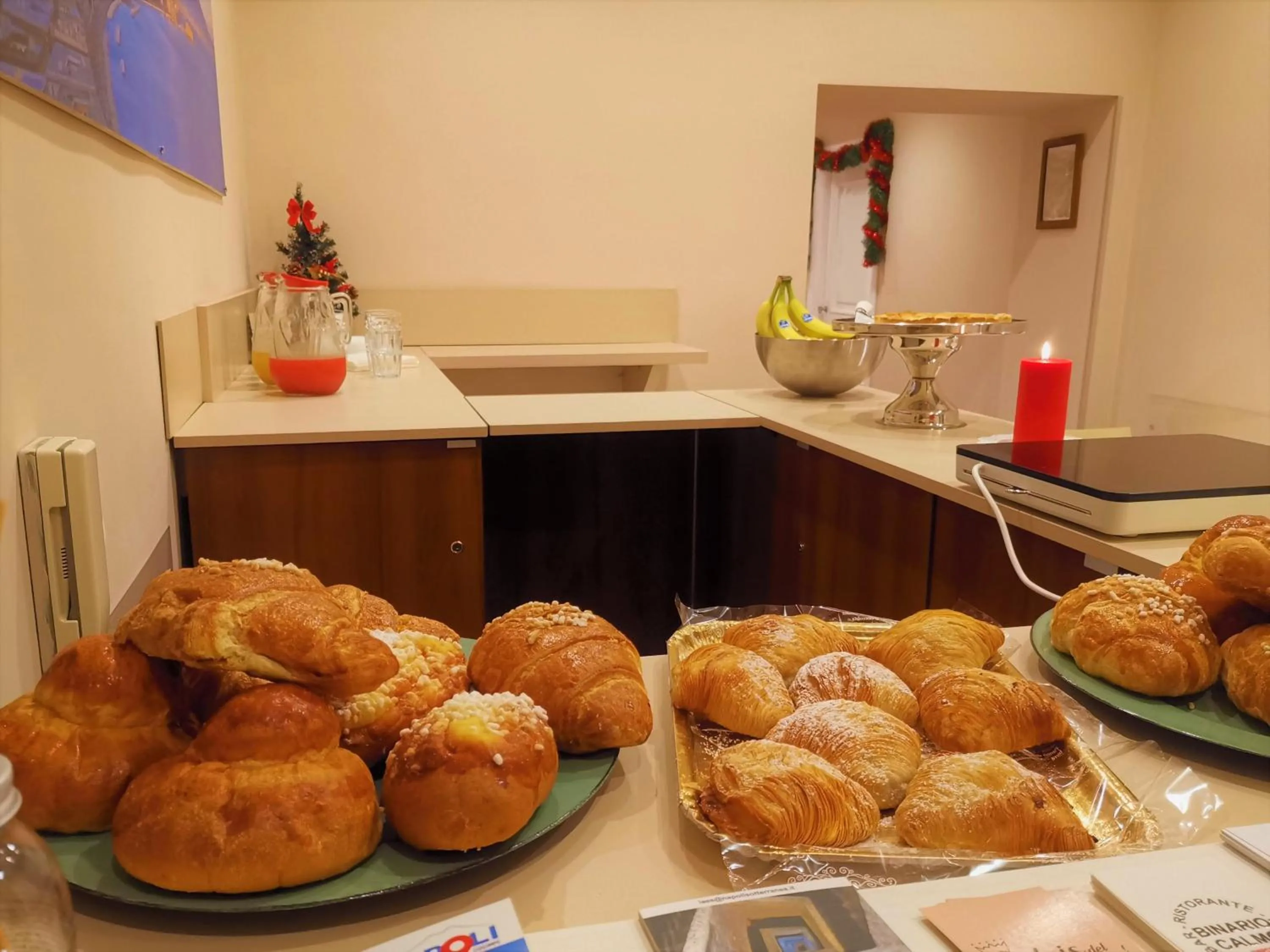 Buffet breakfast in Relais del Principe