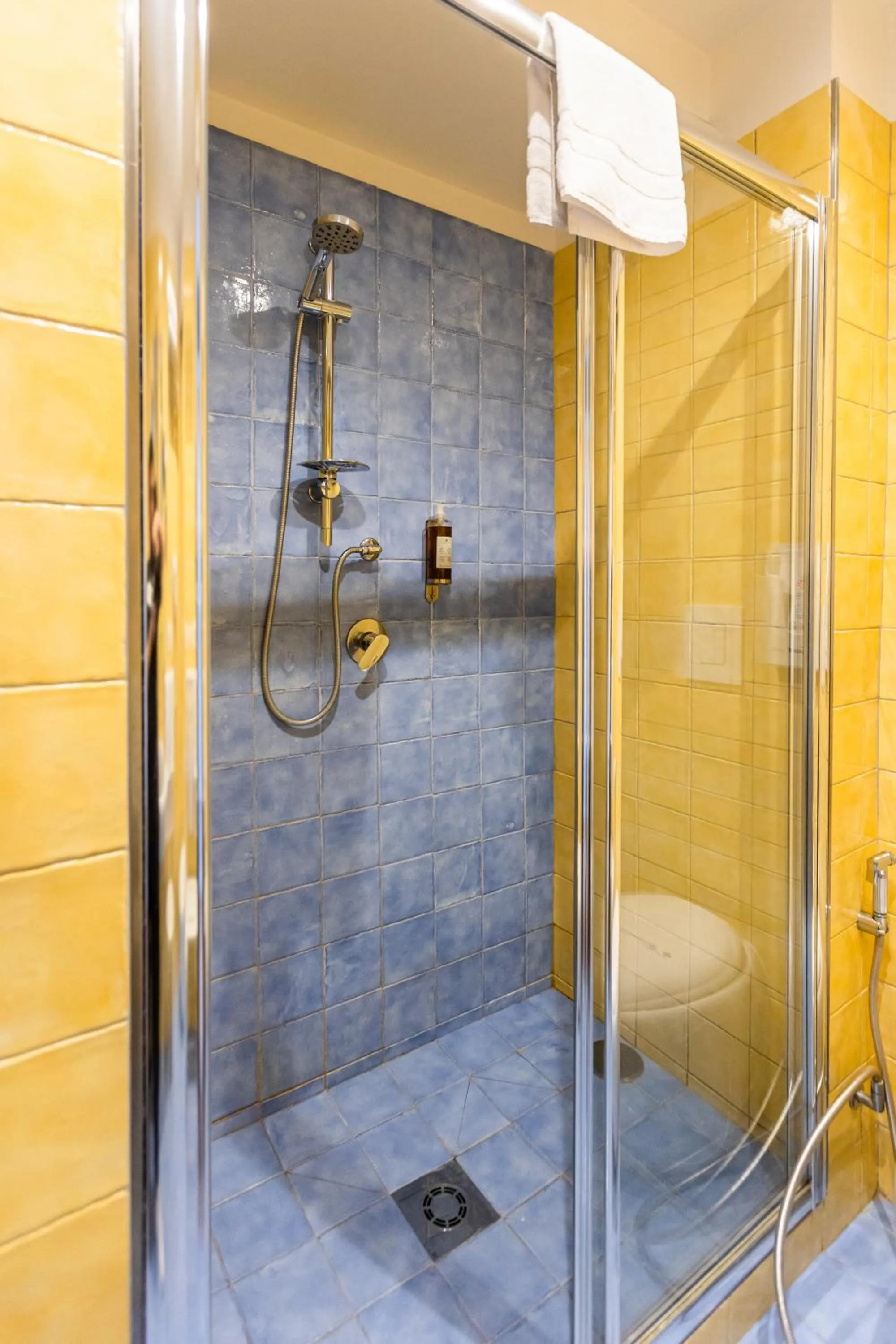 Shower in Relais del Principe