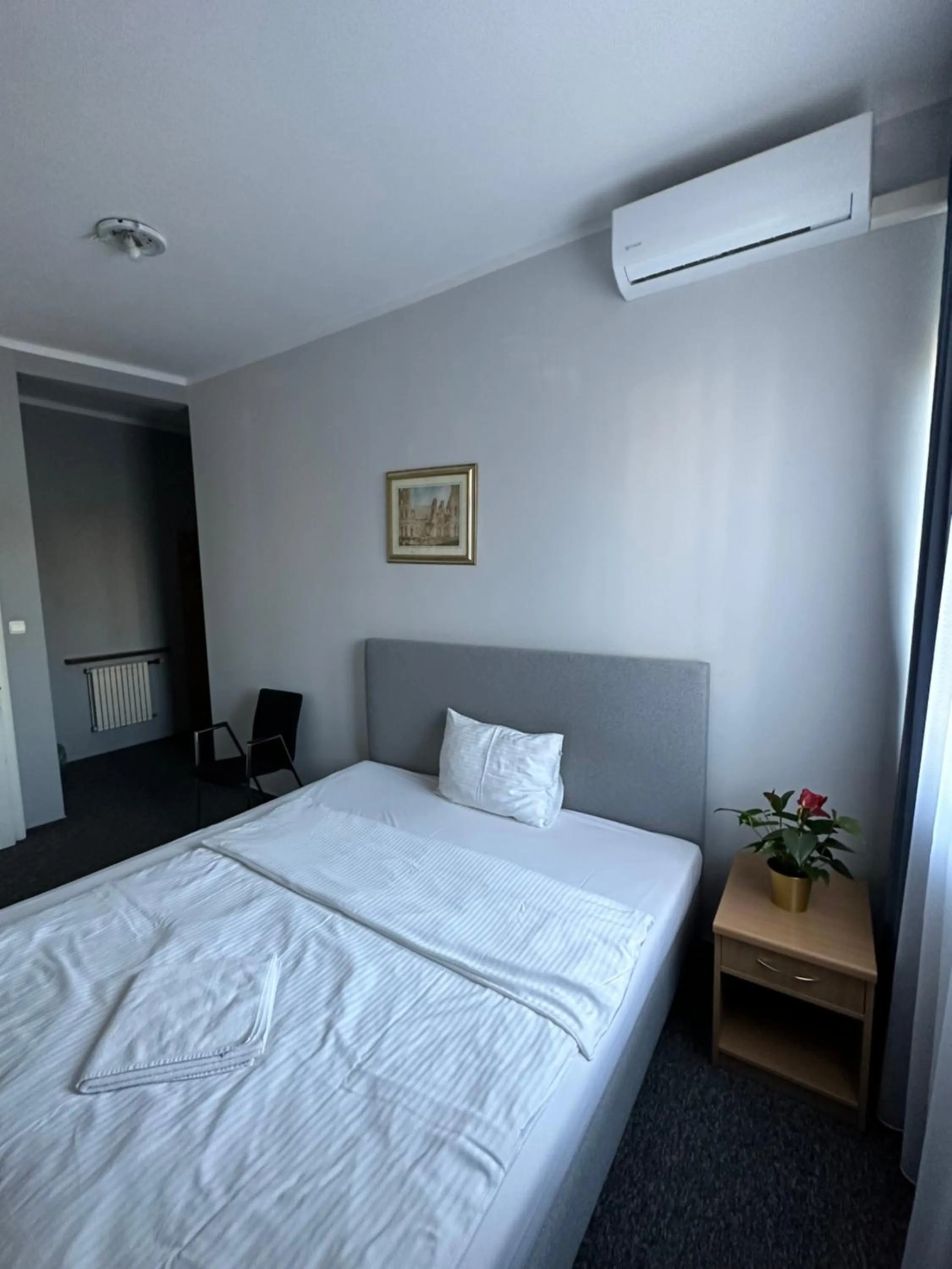 Bed in Lezzet PG B&B &TurkishRestaurant