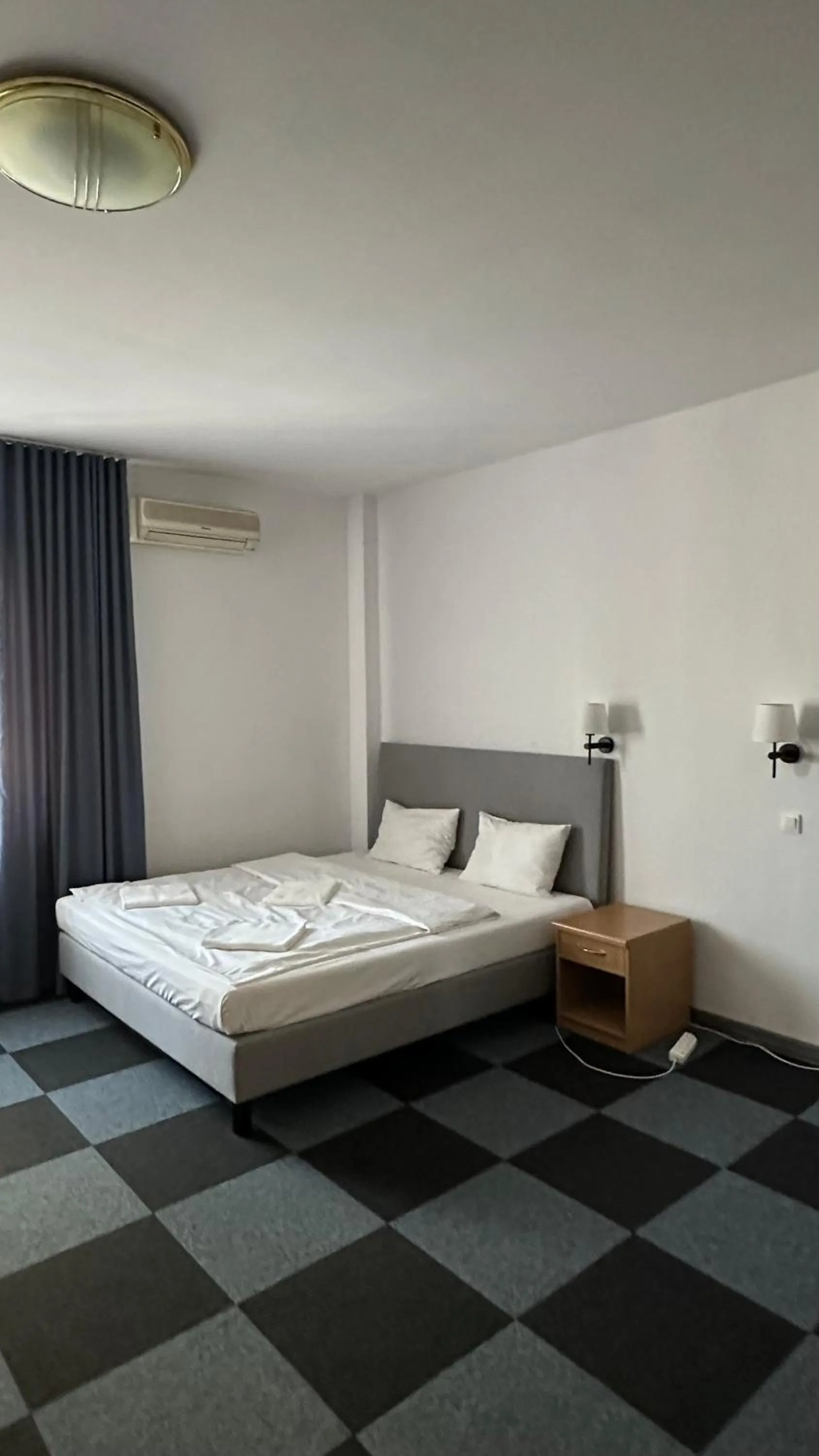 Bed in Lezzet PG B&B &TurkishRestaurant