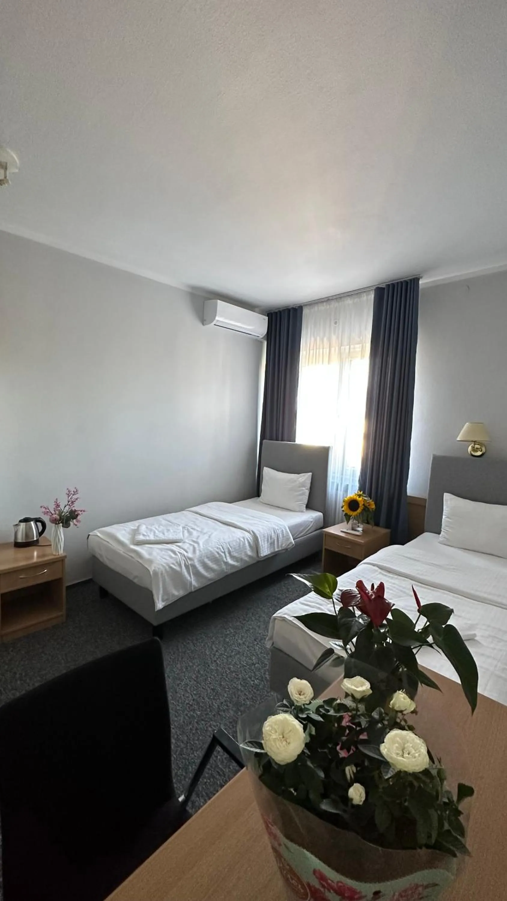 Bedroom, Bed in Lezzet PG B&B &TurkishRestaurant