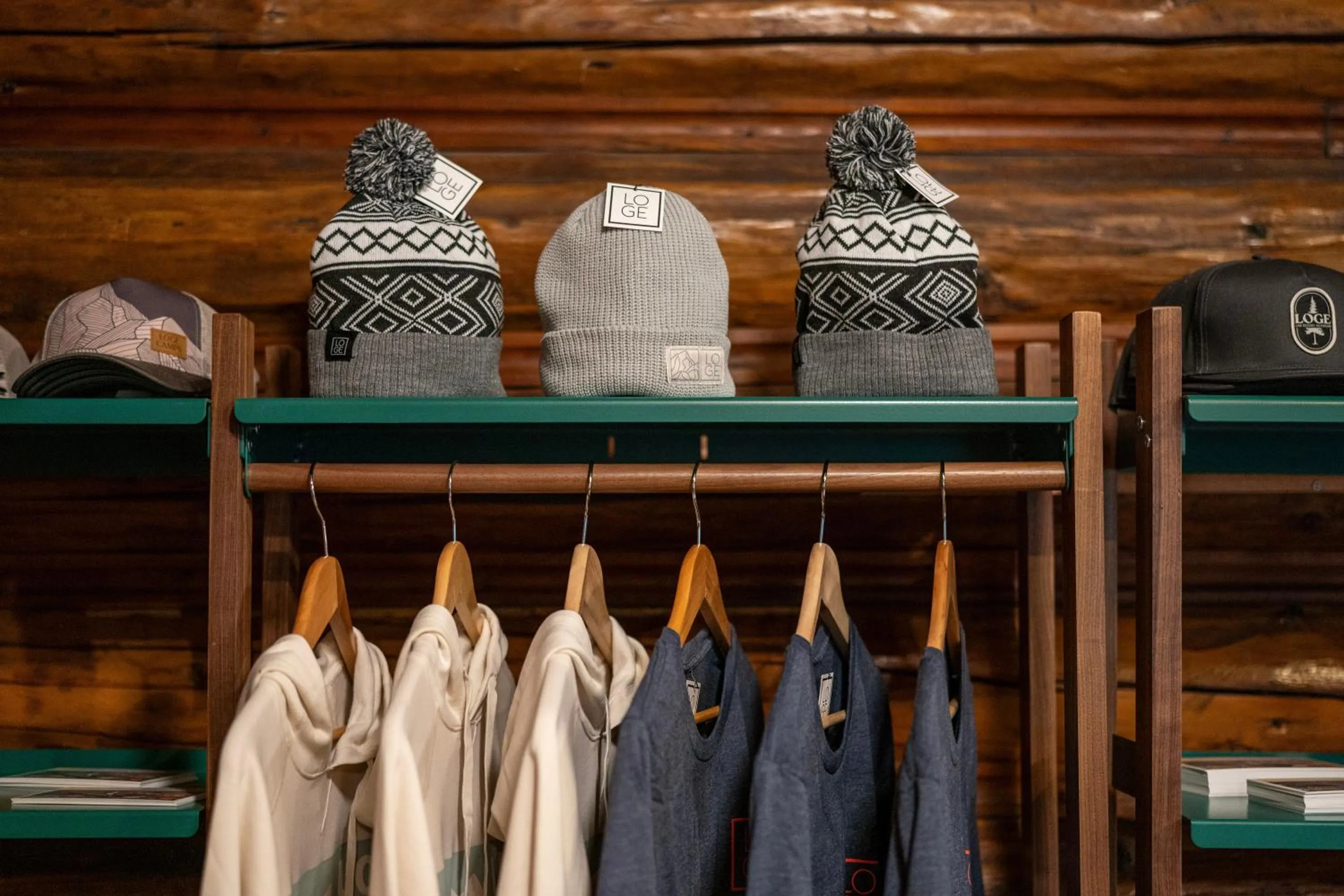 Shopping Area in LOGE Alta Crystal