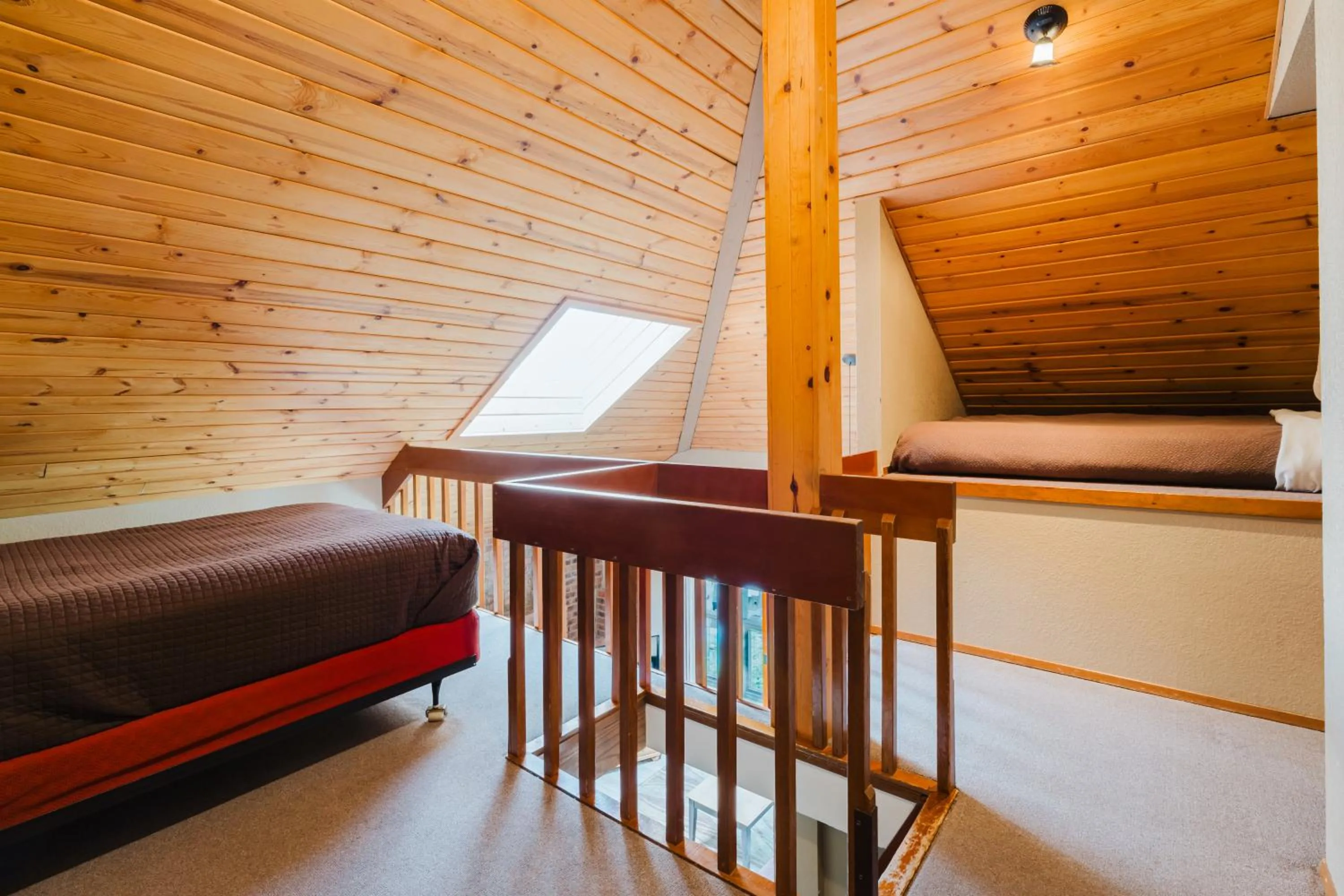 Bed in LOGE Alta Crystal