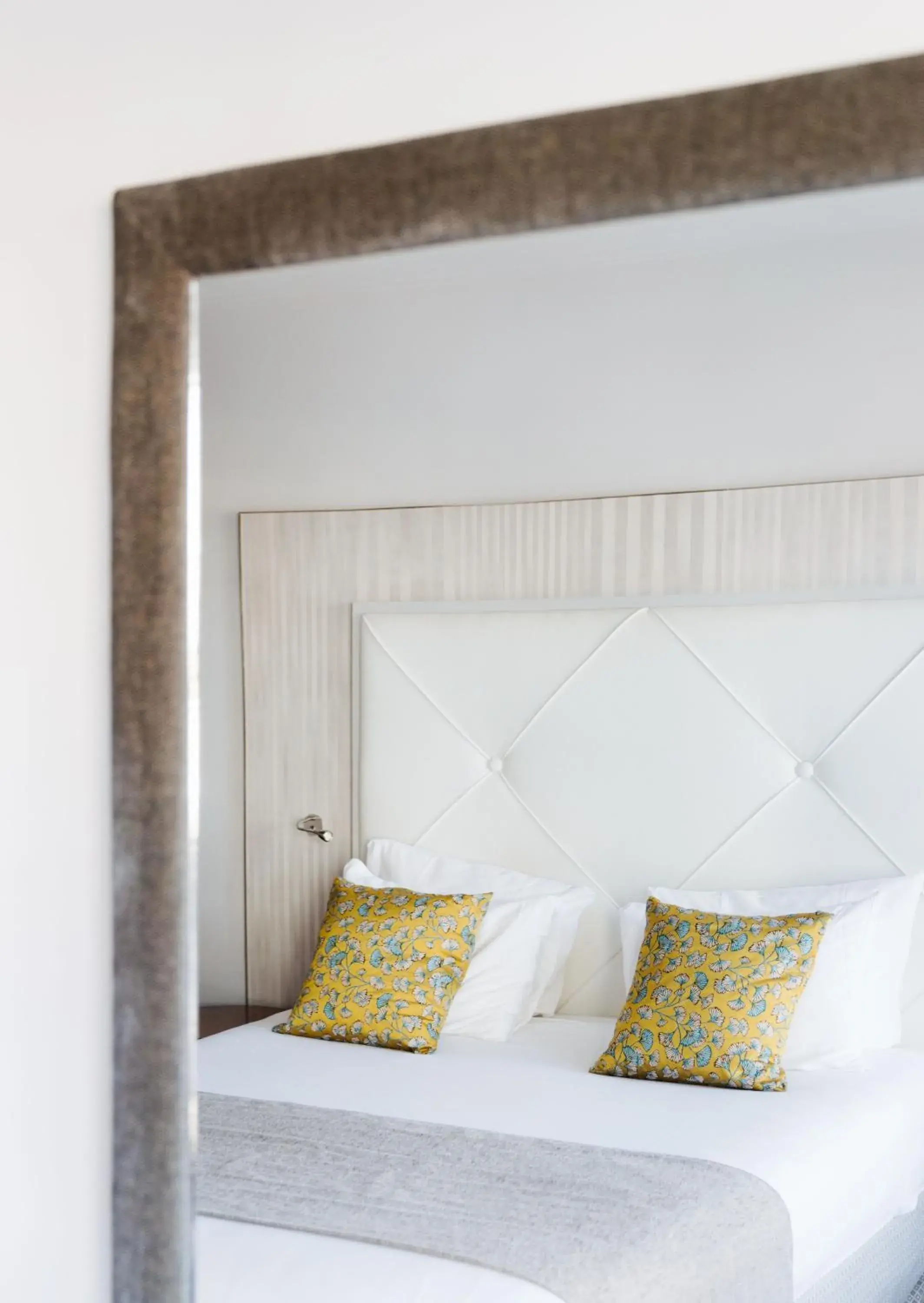 Bedroom, Bed in Le Parisis - Paris Tour Eiffel Bedroom, Bed in Le Parisis - Paris Tour Eiffel