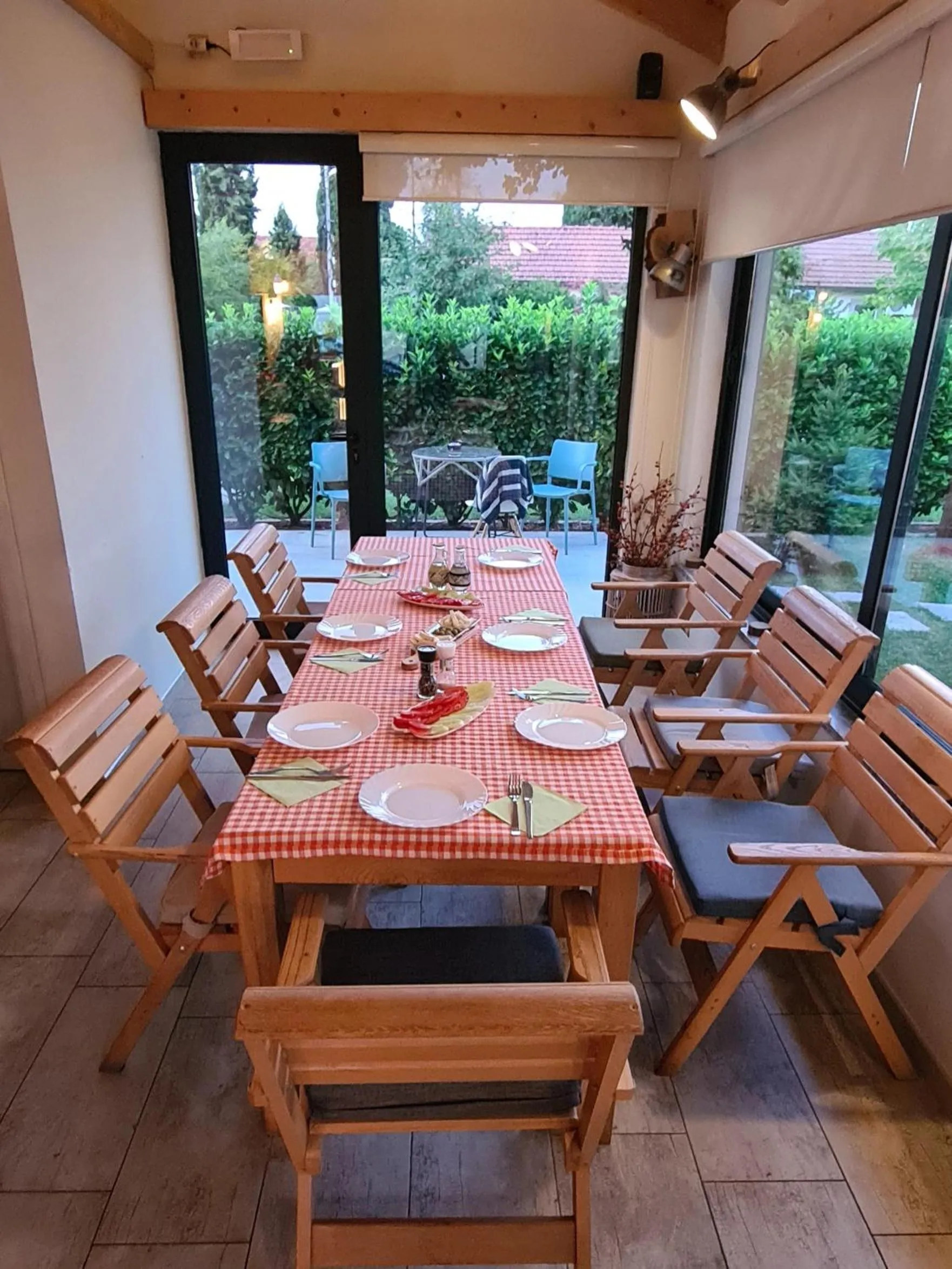 Lounge or bar in Apartments Aerodrom