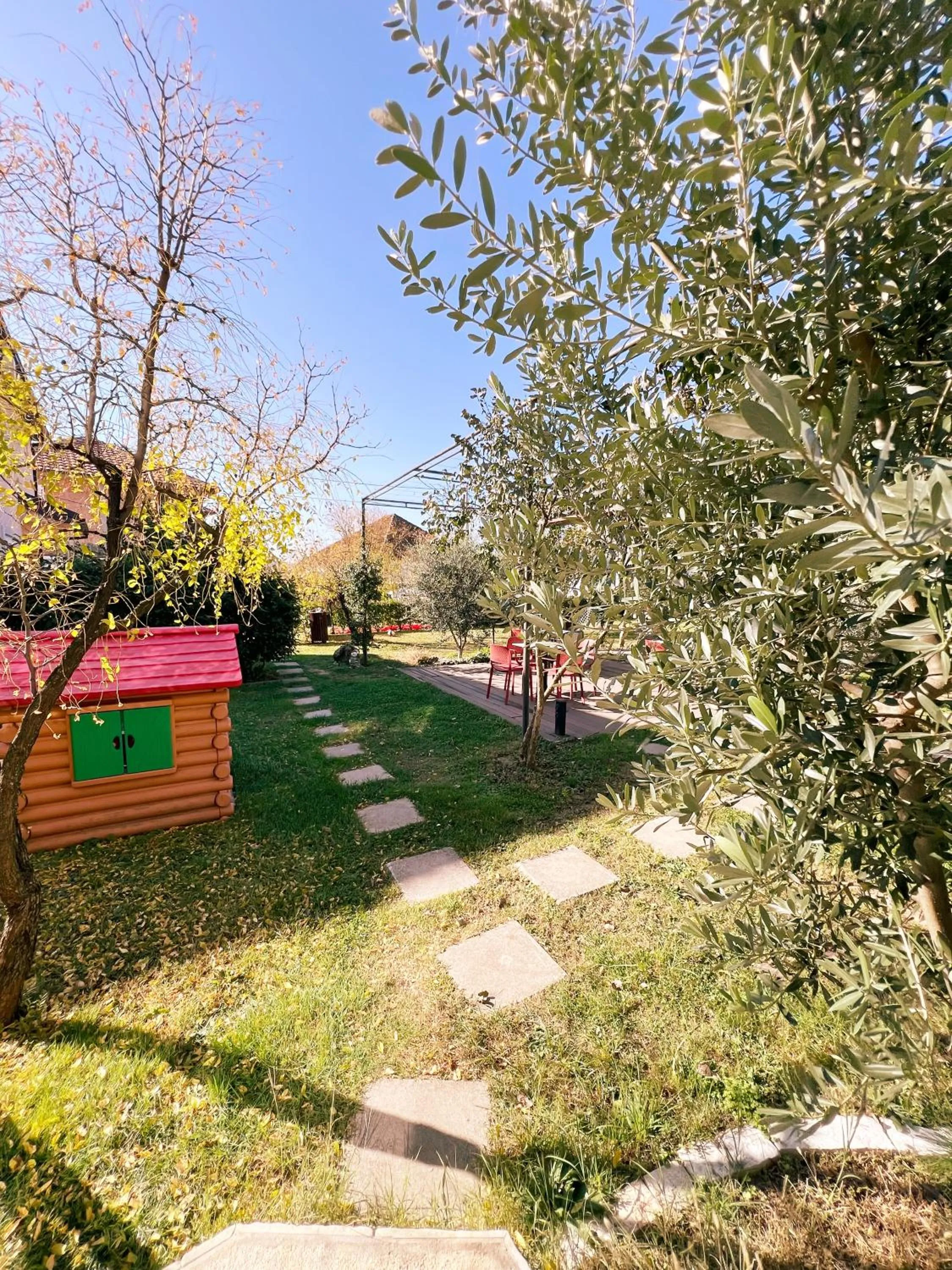 Garden in Apartments Aerodrom