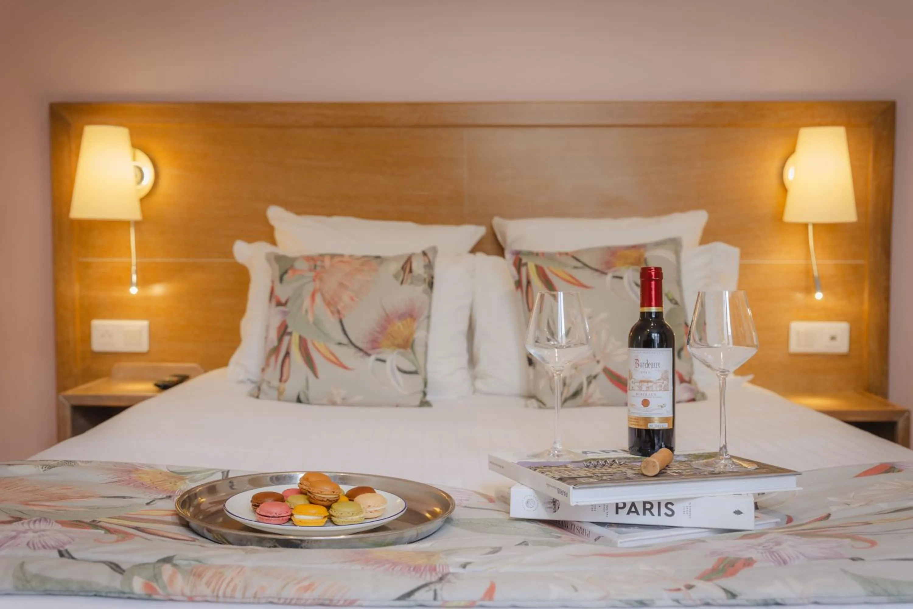 Bedroom, Bed in Grand Hotel Dore