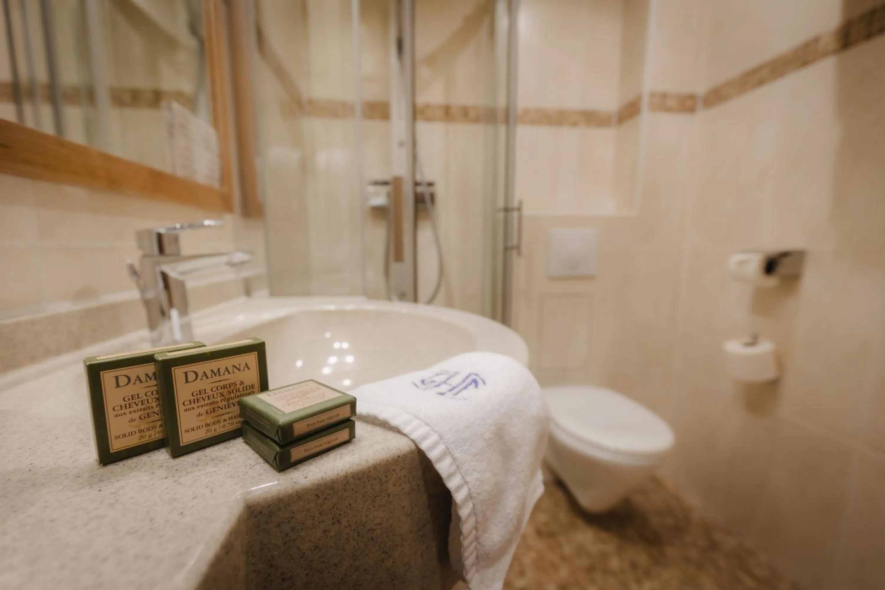 Bathroom in Grand Hotel Dore