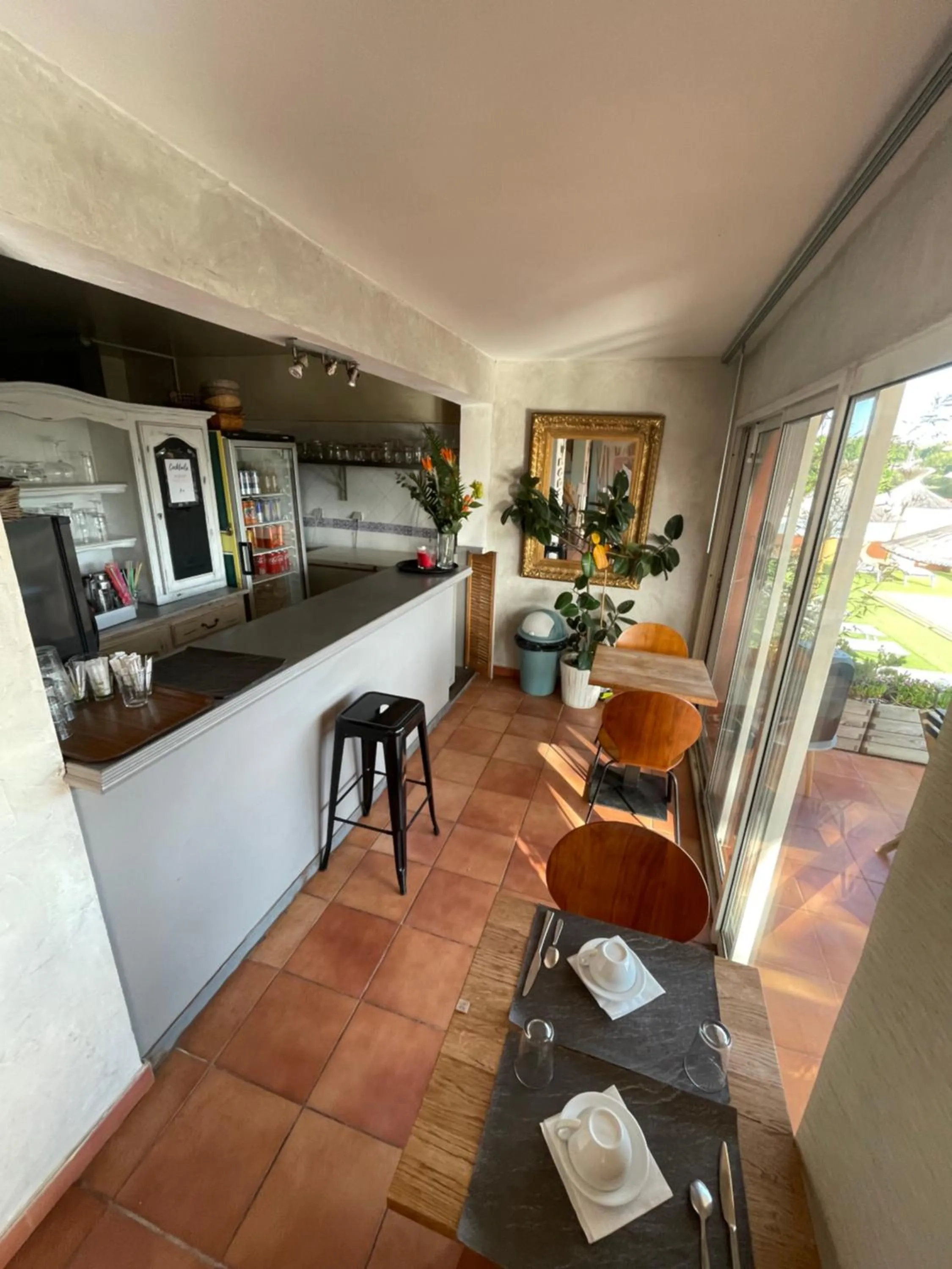 Lounge or bar in Hôtel Athéna