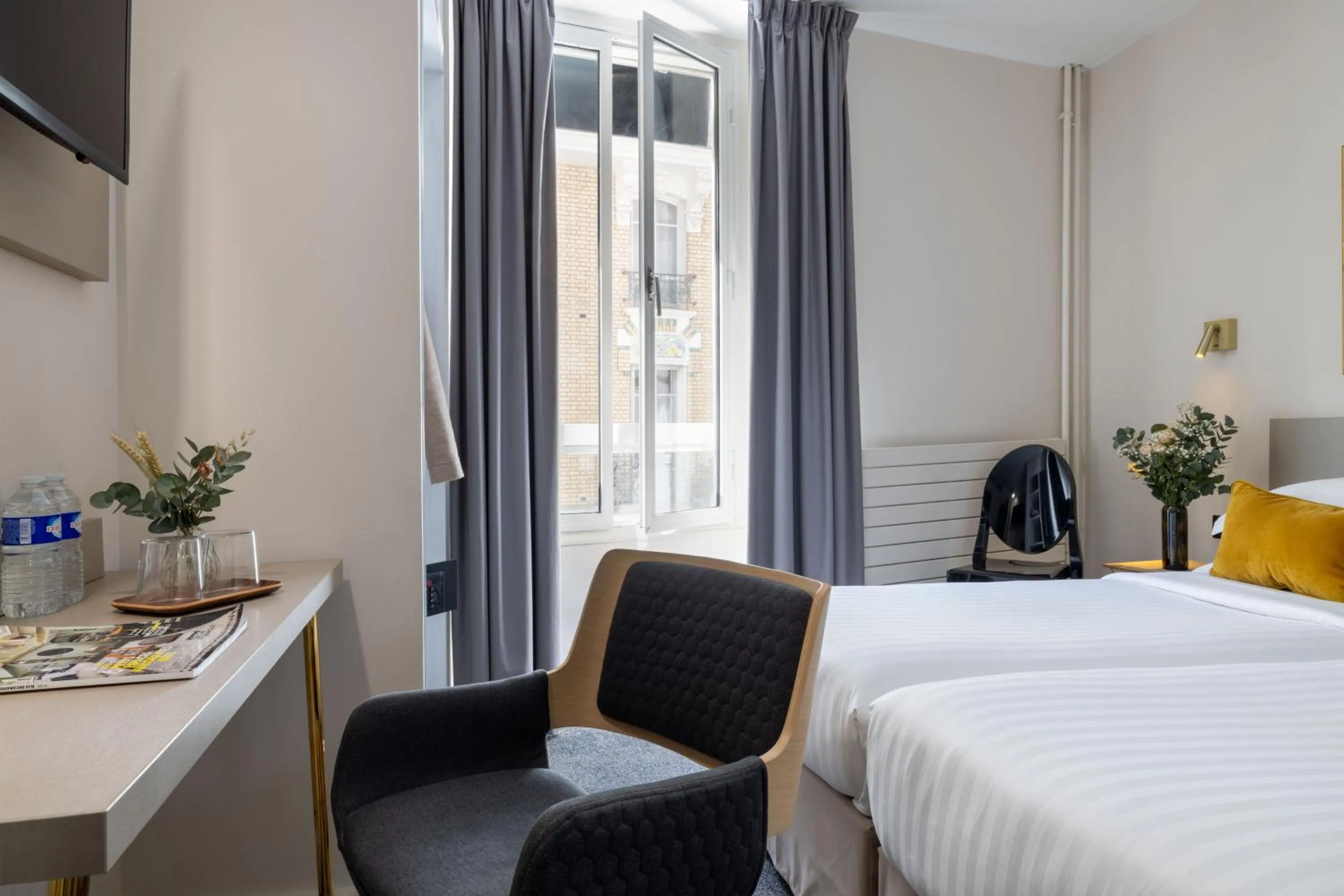 Photo of the whole room, Bed in Villa des Ambassadeurs