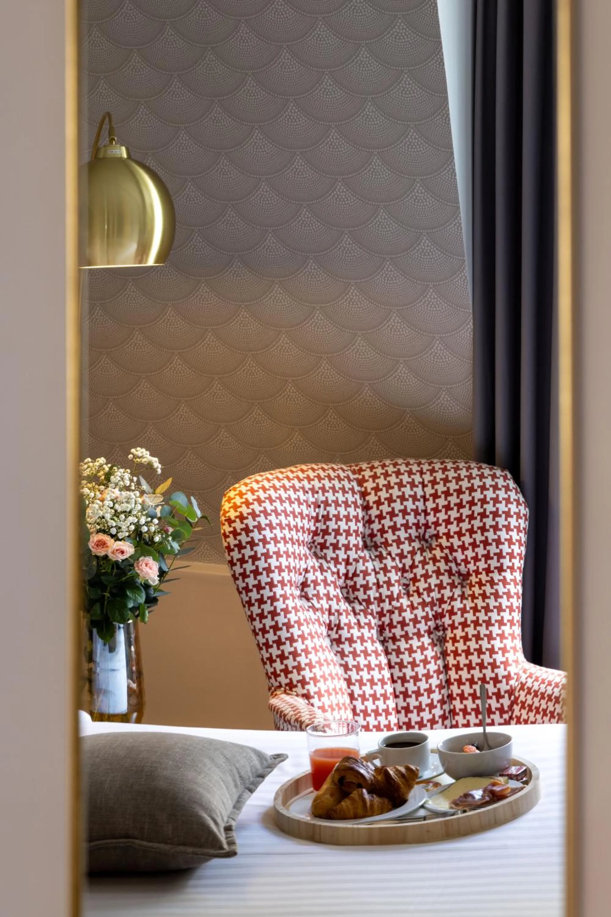 Decorative detail in Villa des Ambassadeurs