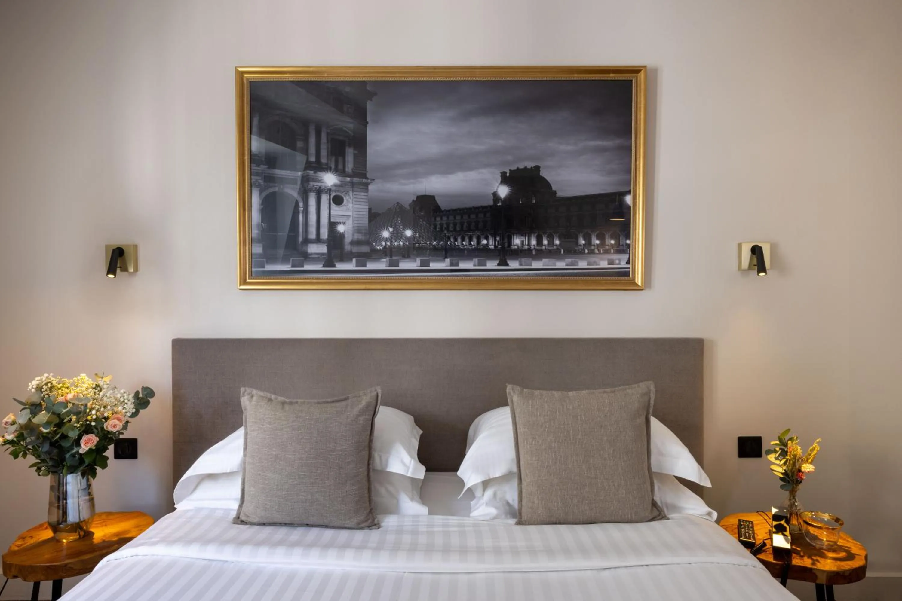 Photo of the whole room, Bed in Villa des Ambassadeurs