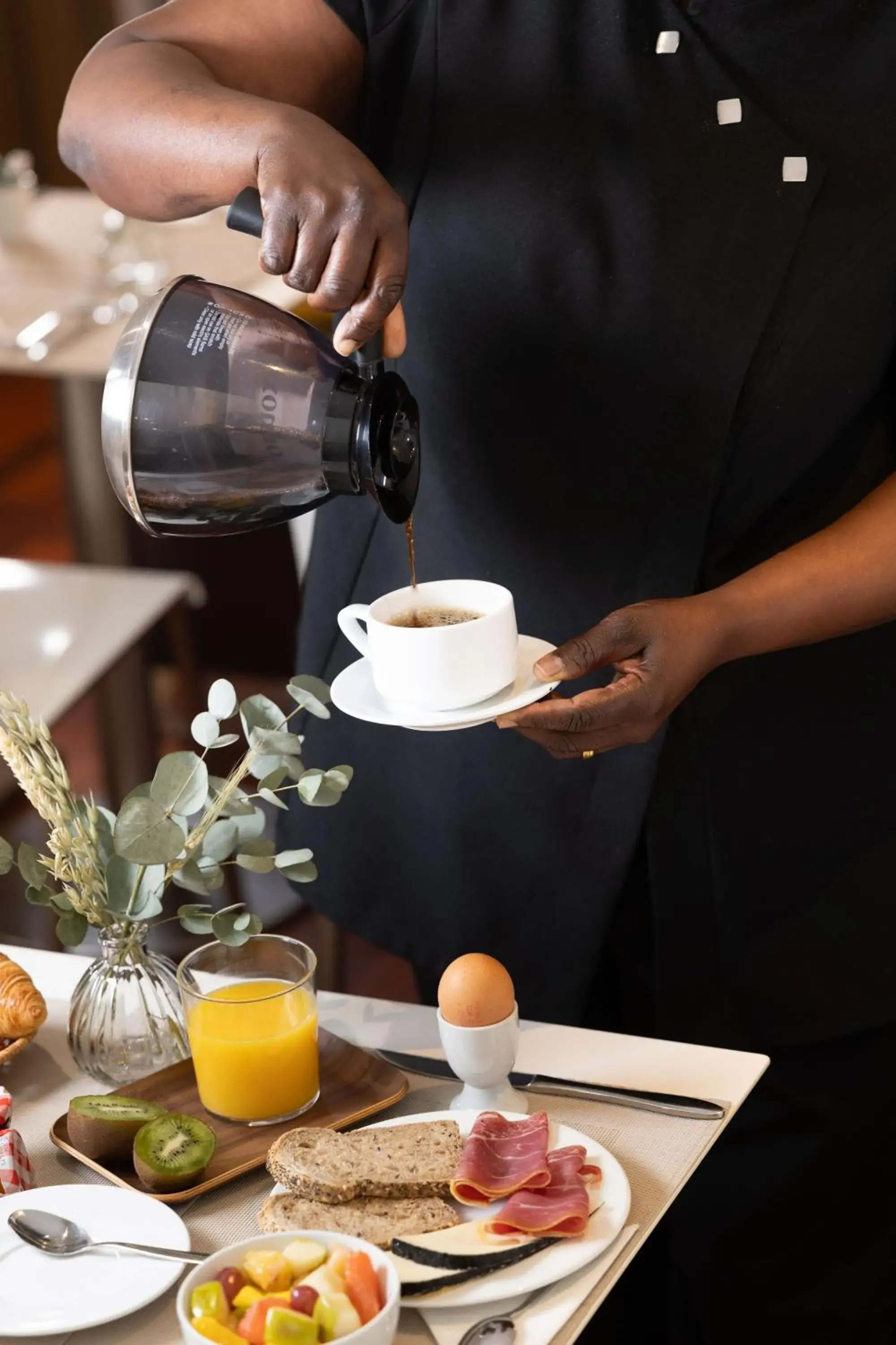 Breakfast in Villa des Ambassadeurs Breakfast in Villa des Ambassadeurs