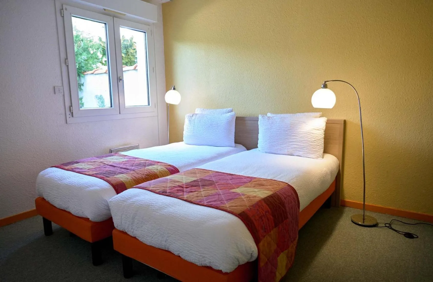 Bedroom, Bed in LOGIS Hôtel Le Moulin Des Gardelles