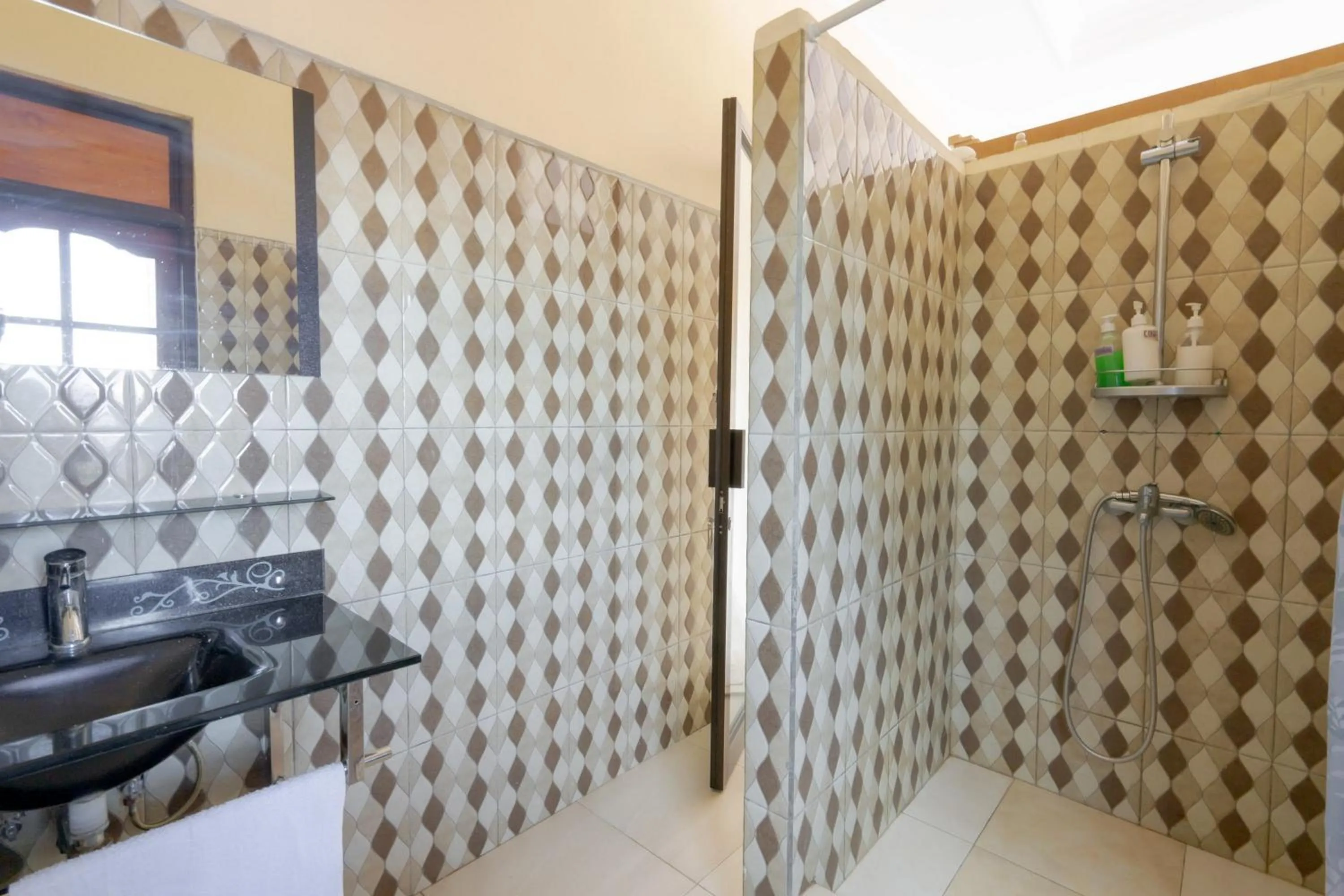 Bathroom in Mountain View House Kintamani