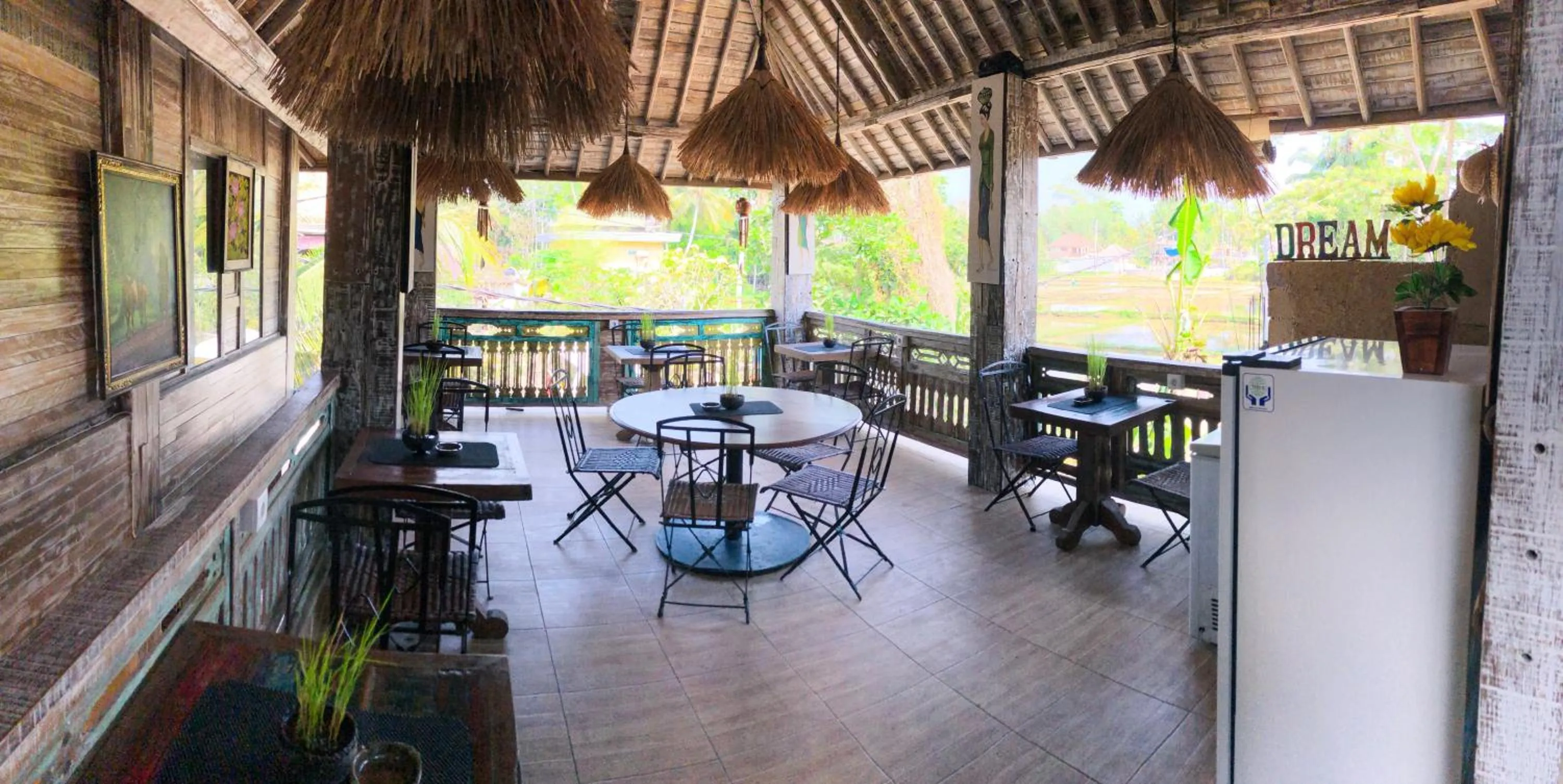 Restaurant/places to eat in Royal JJ Ubud Resort & Spa