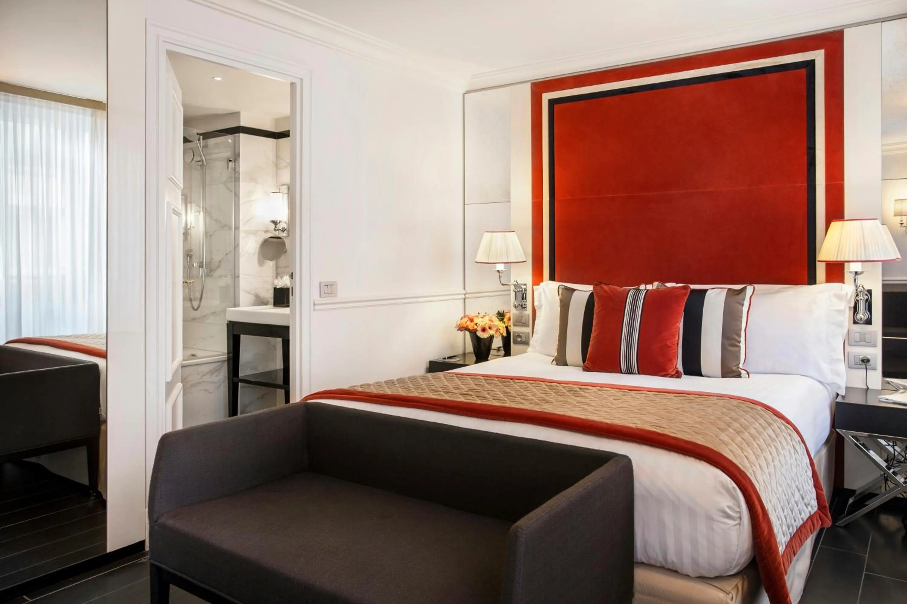 Bedroom, Bed in Castille Paris – Starhotels Collezione