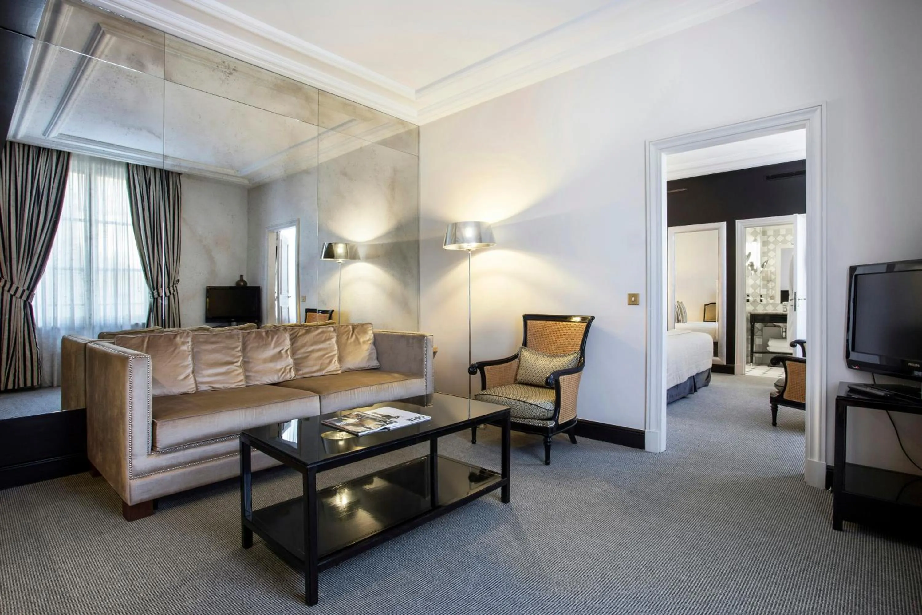 Photo of the whole room in Castille Paris – Starhotels Collezione