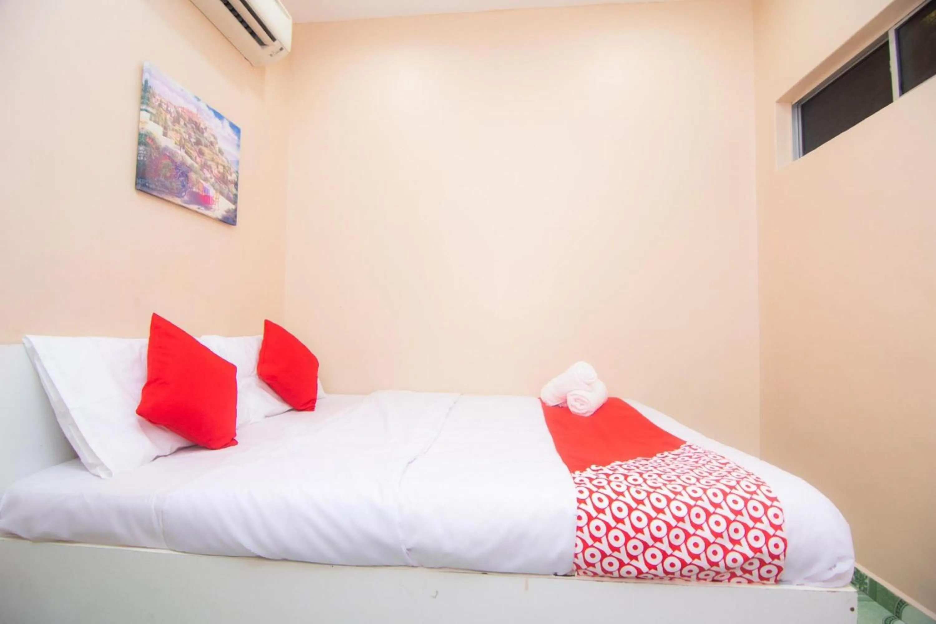 View (from property/room), Bed in Hotel O Hajah Rohayah