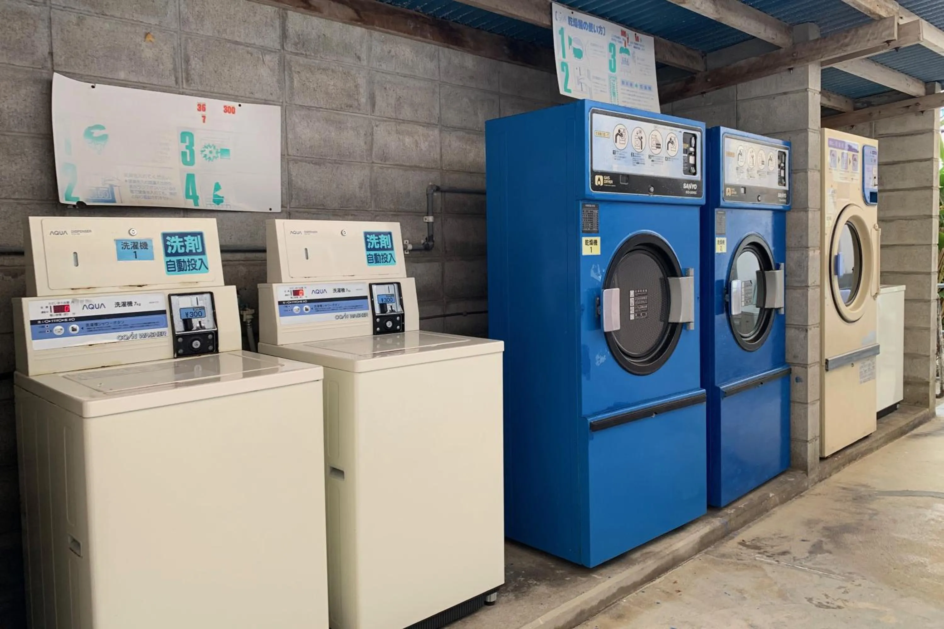 Business facilities in Crown Hotel Okinawa