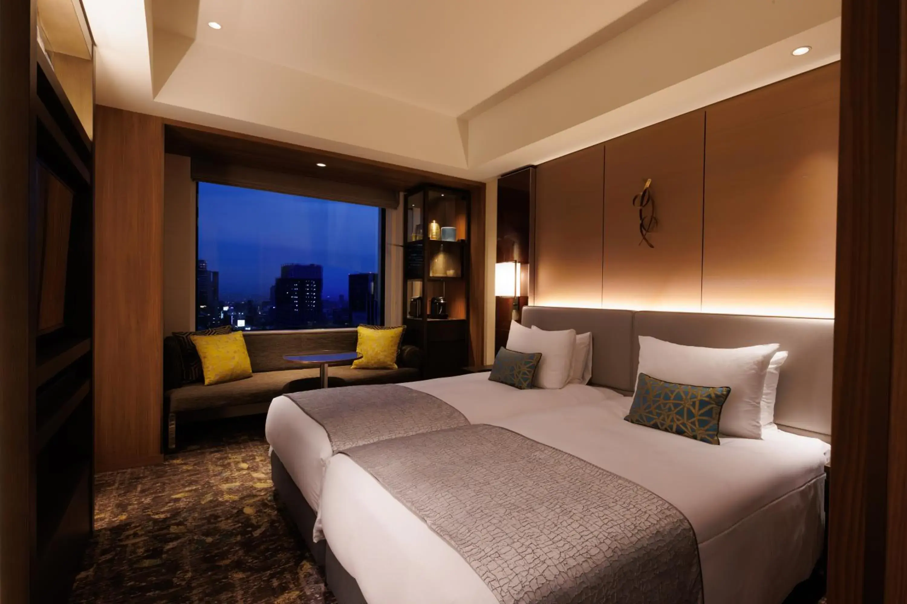 Executive Standard Twin Room with Lounge Access - Non-Smoking in The Royal Park Hotel Iconic Osaka Midosuji Executive Standard Twin Room with Lounge Access - Non-Smoking in The Royal Park Hotel Iconic Osaka Midosuji